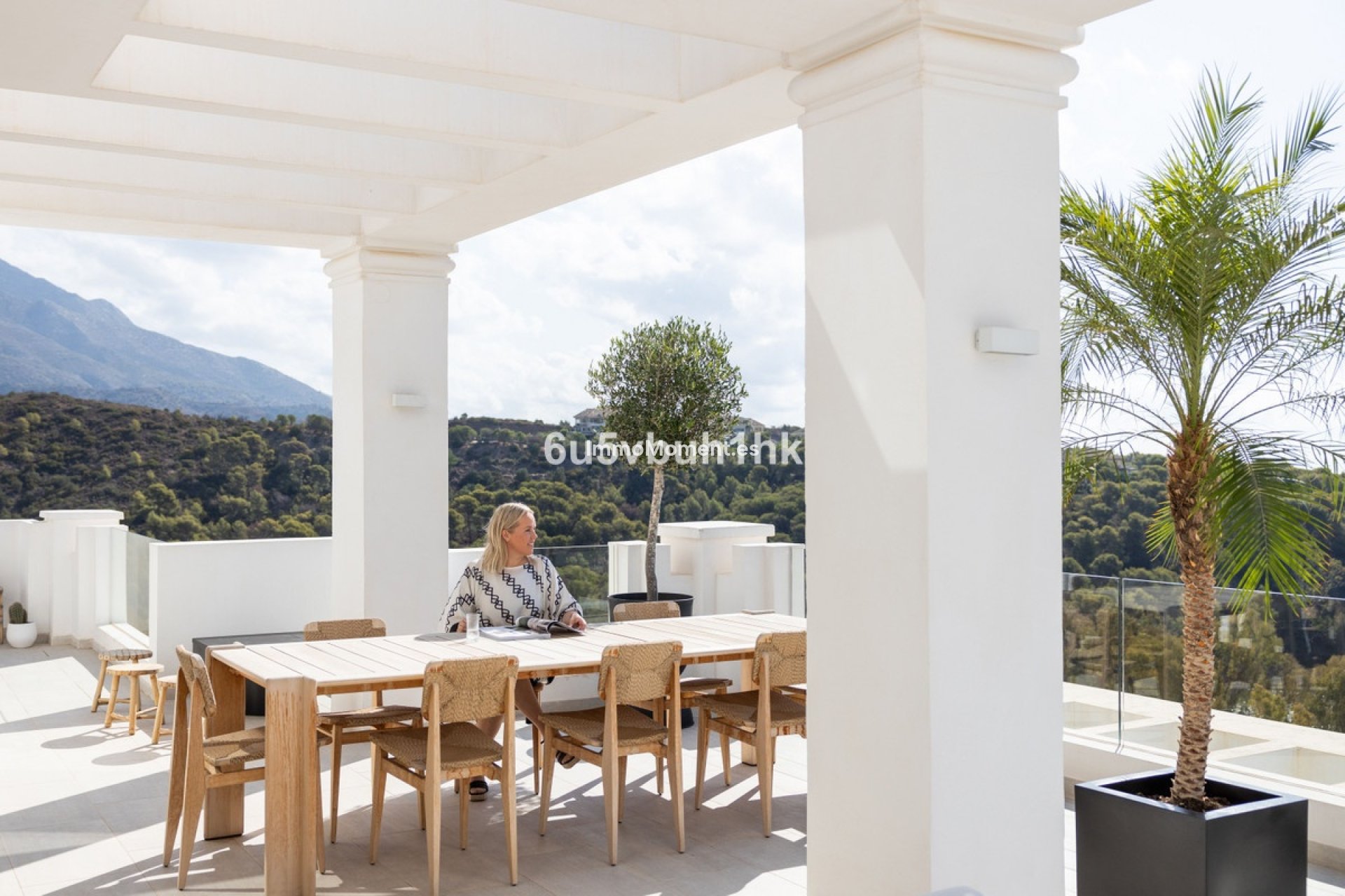 Resale - Apartment - Marbella - Nueva Andalucía