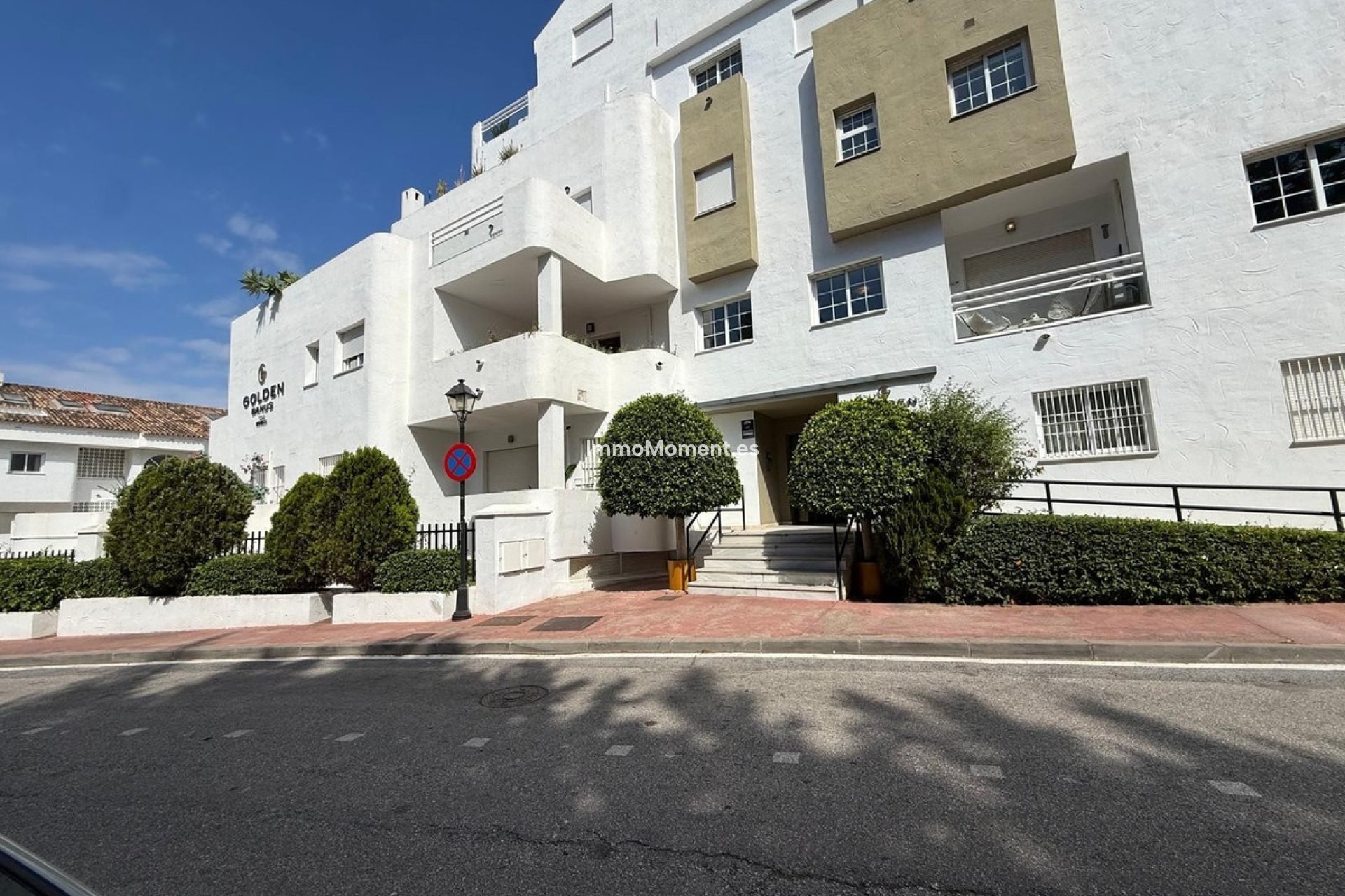 Resale - Apartment - Marbella - Nueva Andalucía