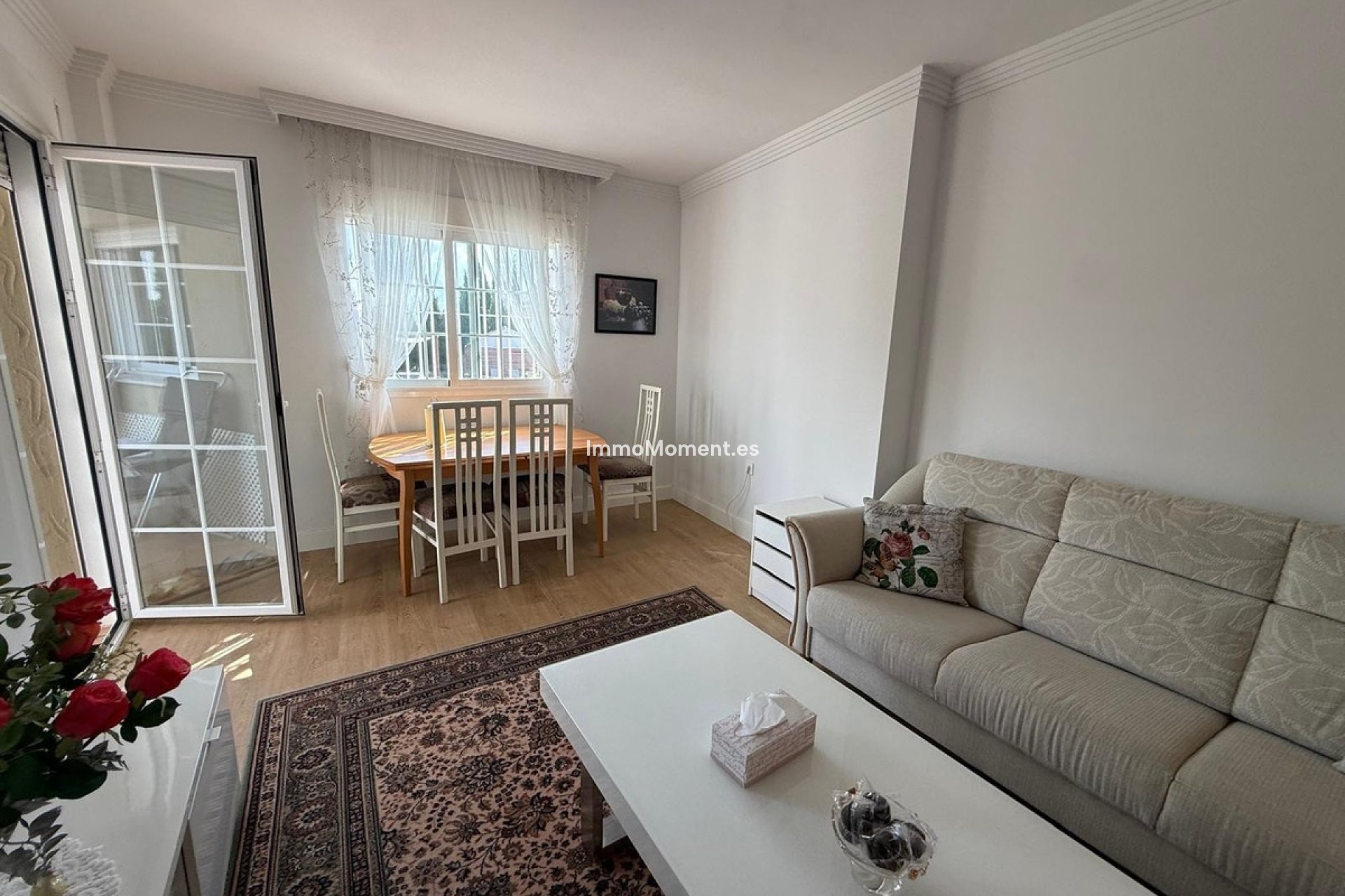 Resale - Apartment - Marbella - Nueva Andalucía