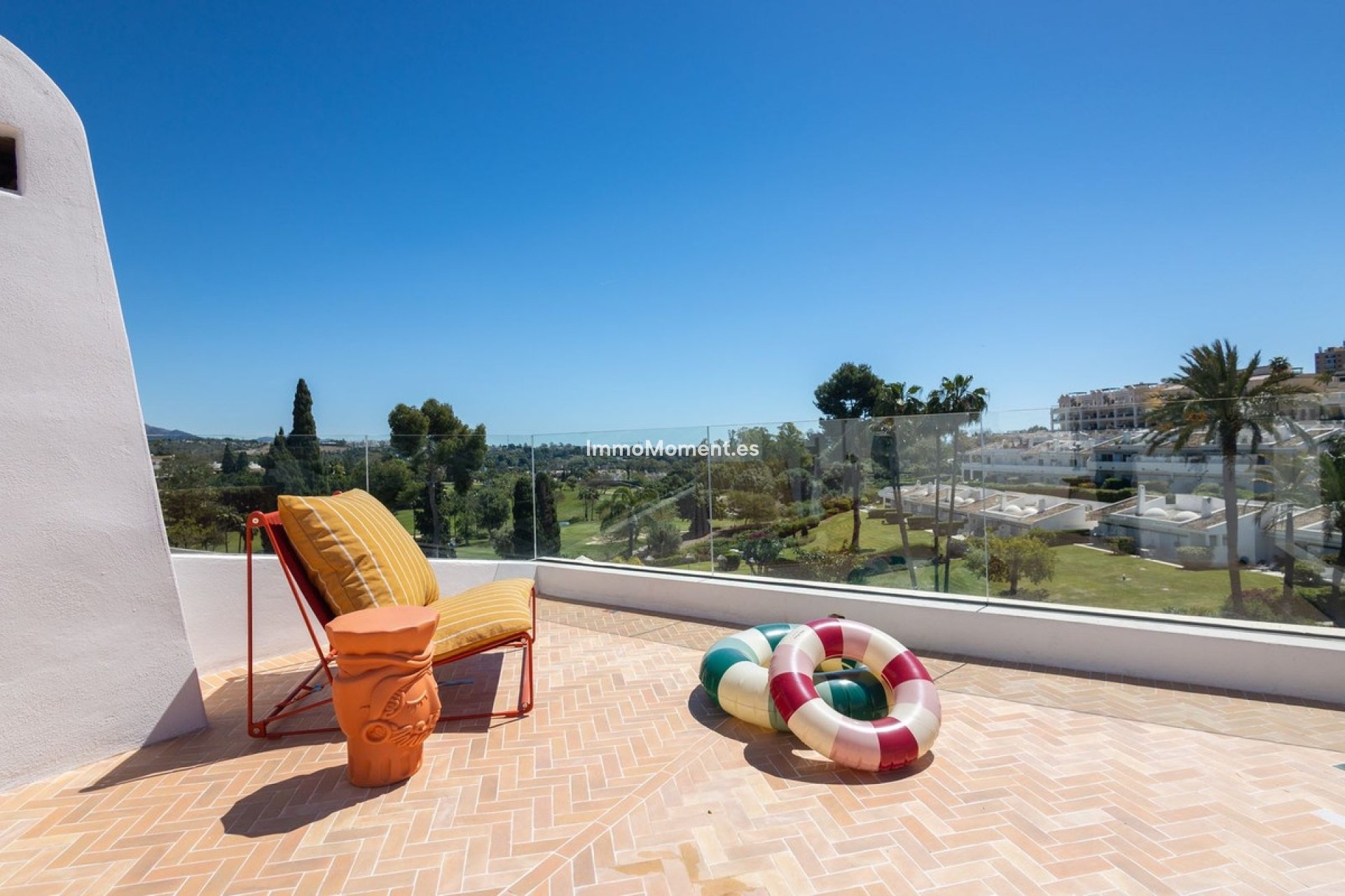 Resale - Apartment - Marbella - Nueva Andalucía