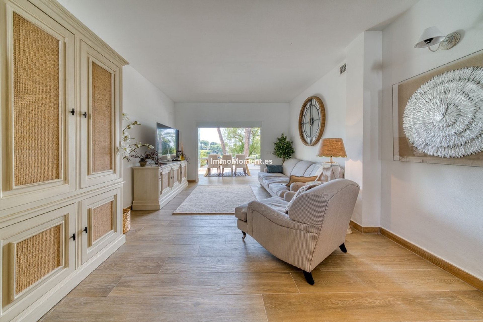Resale - Apartment - Marbella - Nueva Andalucía