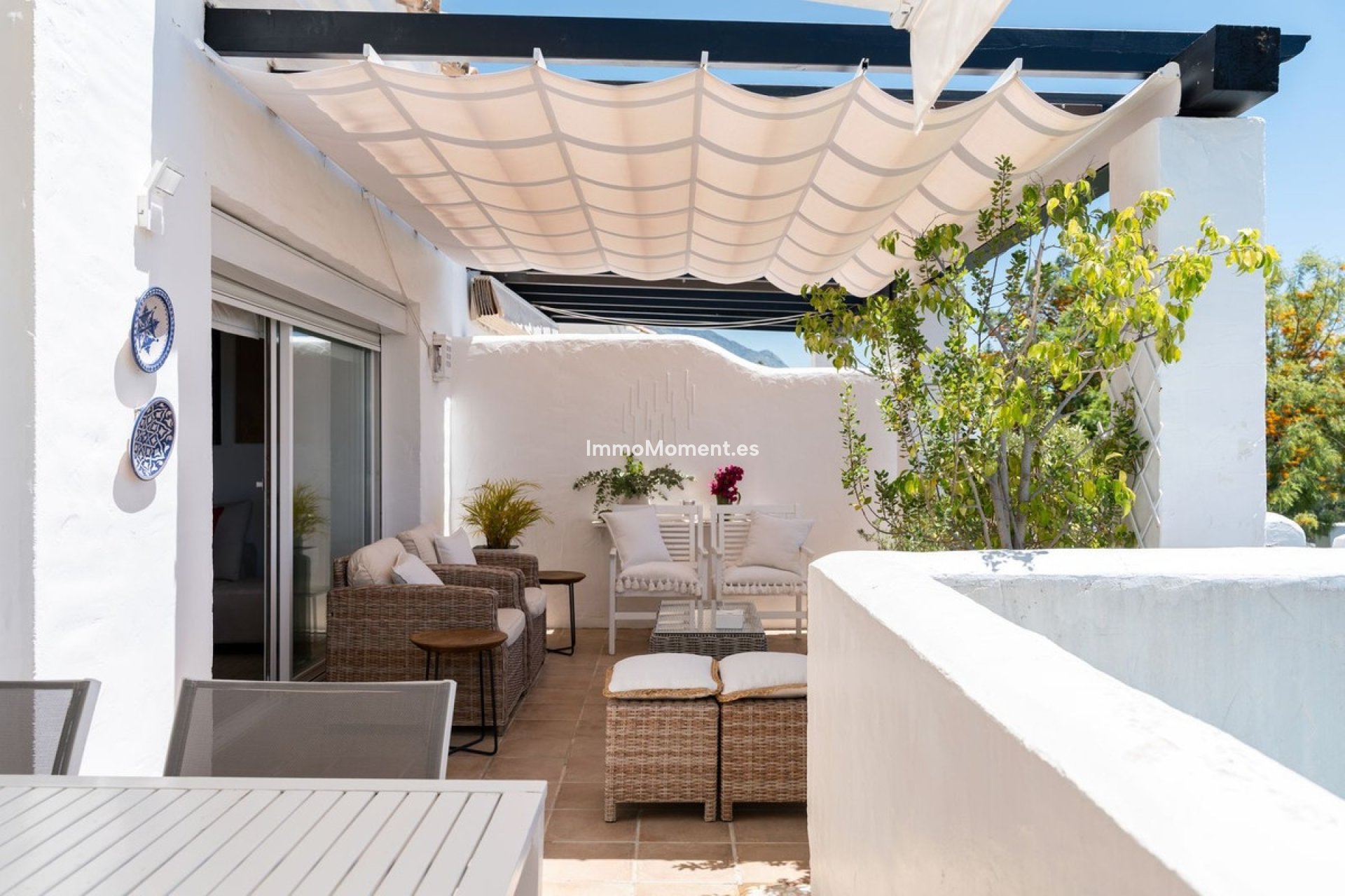 Resale - Apartment - Marbella - Nueva Andalucía