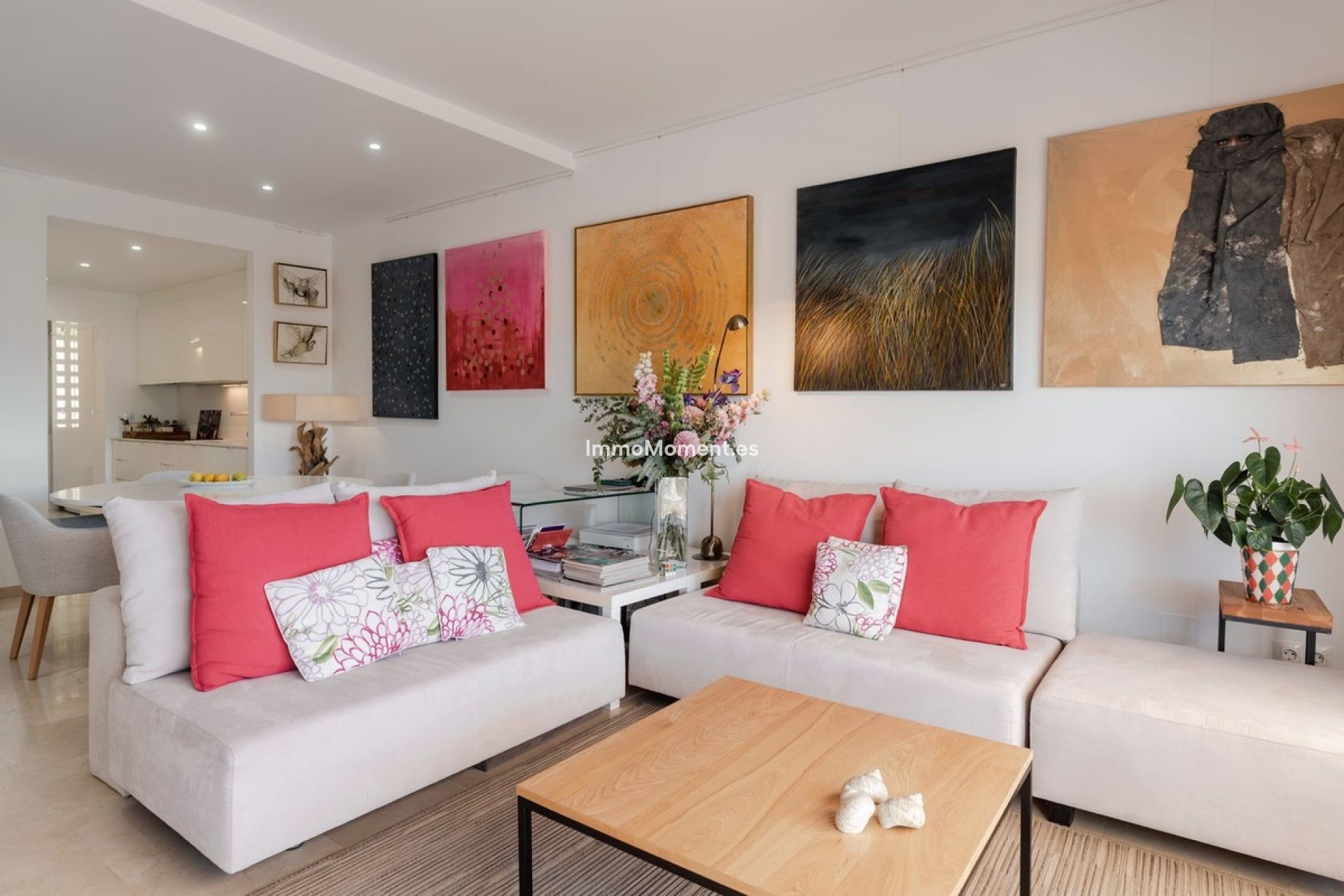 Resale - Apartment - Marbella - Nueva Andalucía