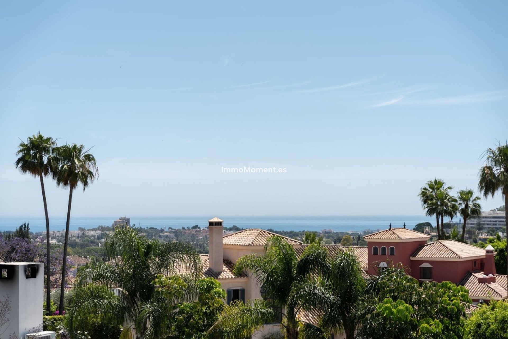 Resale - Apartment - Marbella - Nueva Andalucía