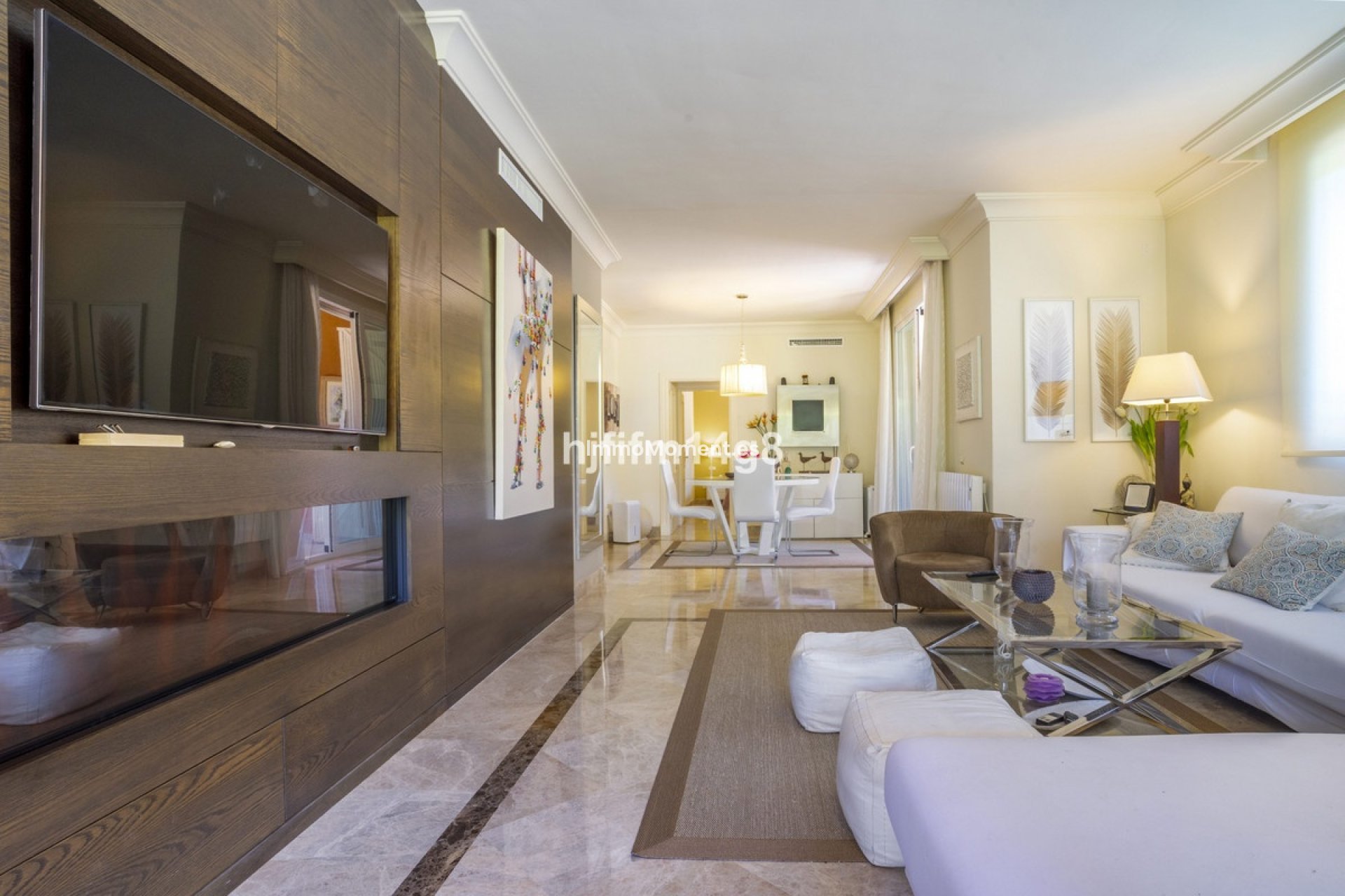 Resale - Apartment - Marbella - Nueva Andalucía