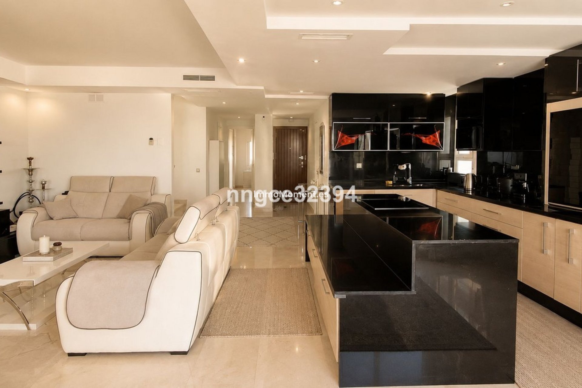 Resale - Apartment - Marbella - Nueva Andalucía