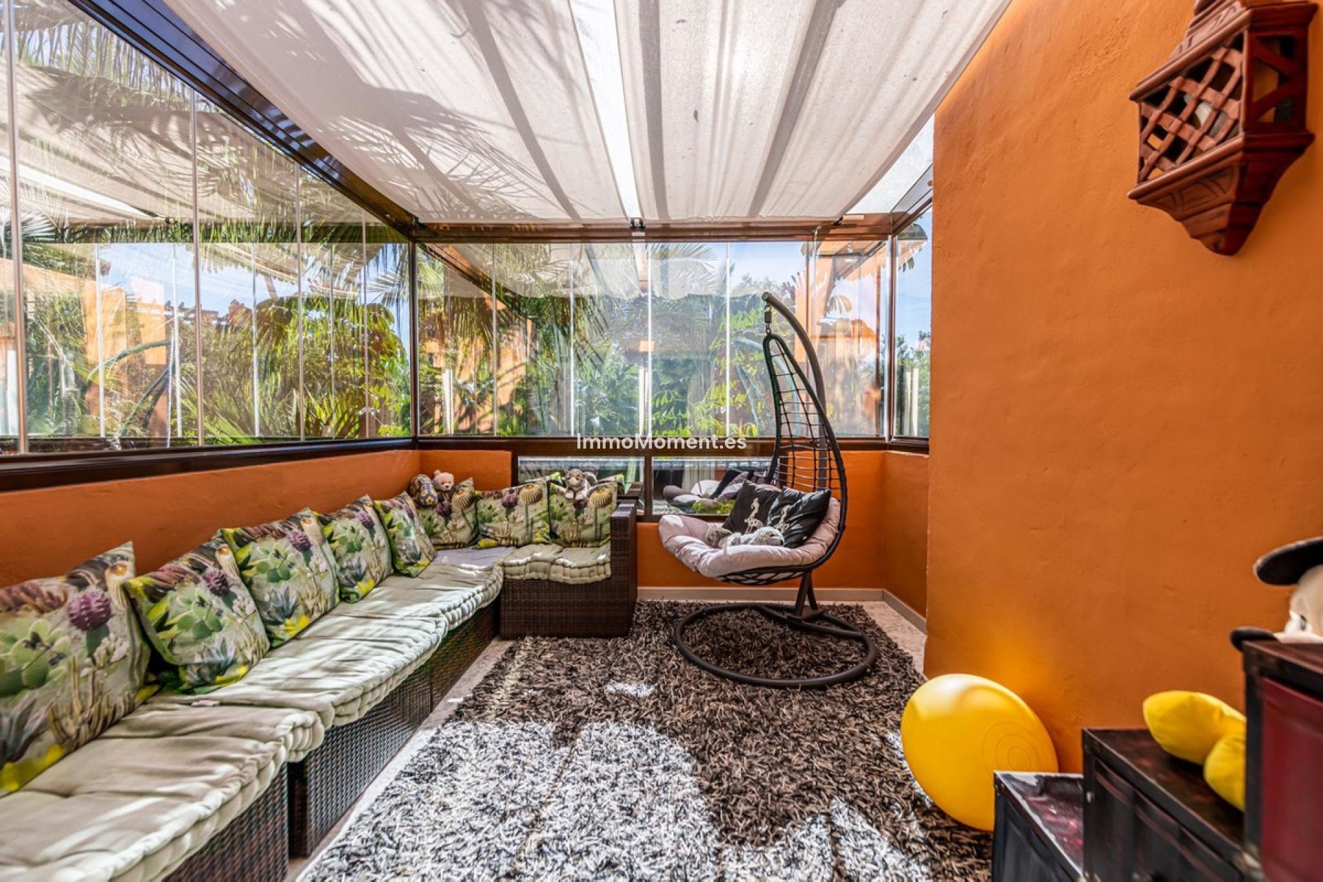 Resale - Apartment - Marbella - Nueva Andalucía