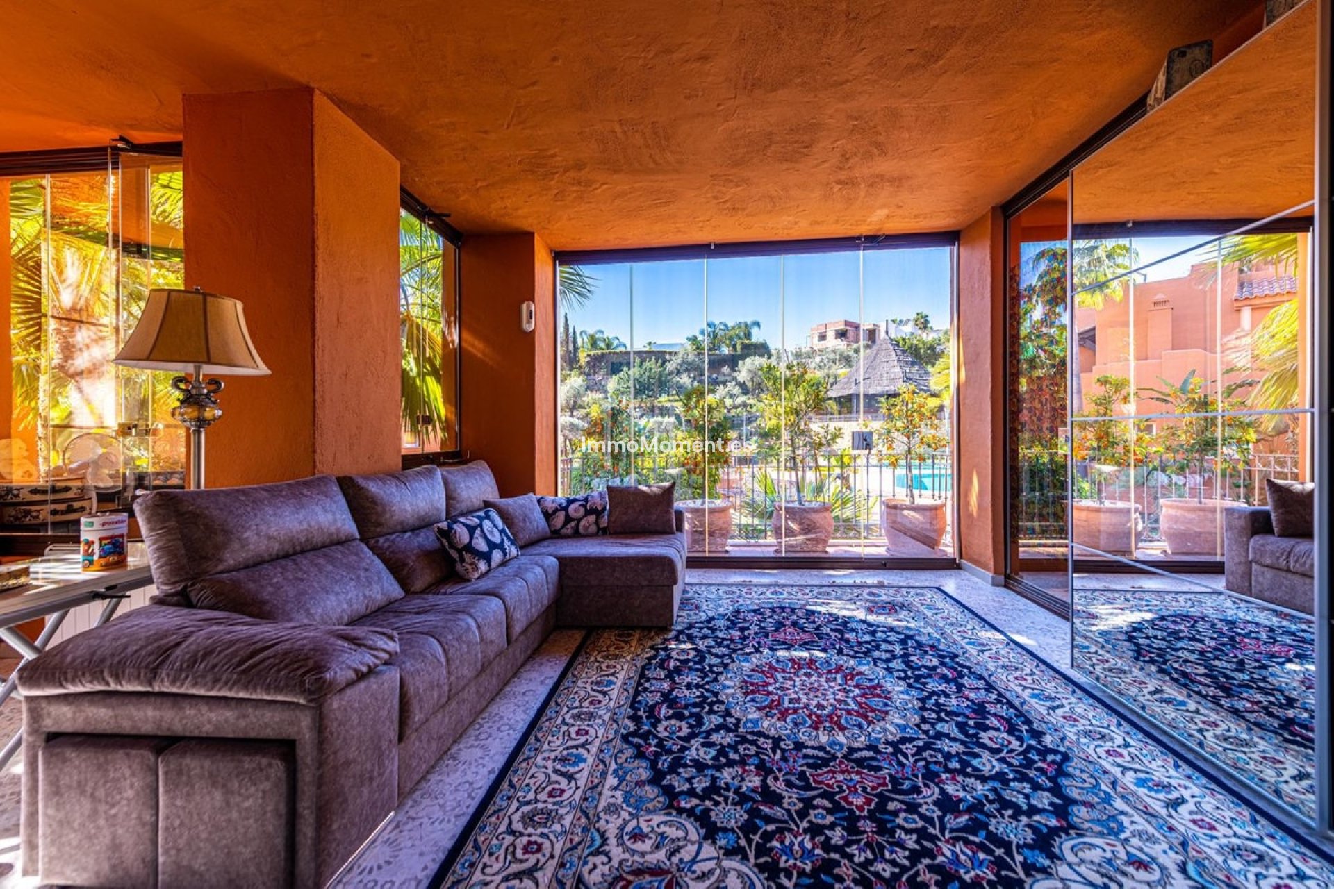 Resale - Apartment - Marbella - Nueva Andalucía