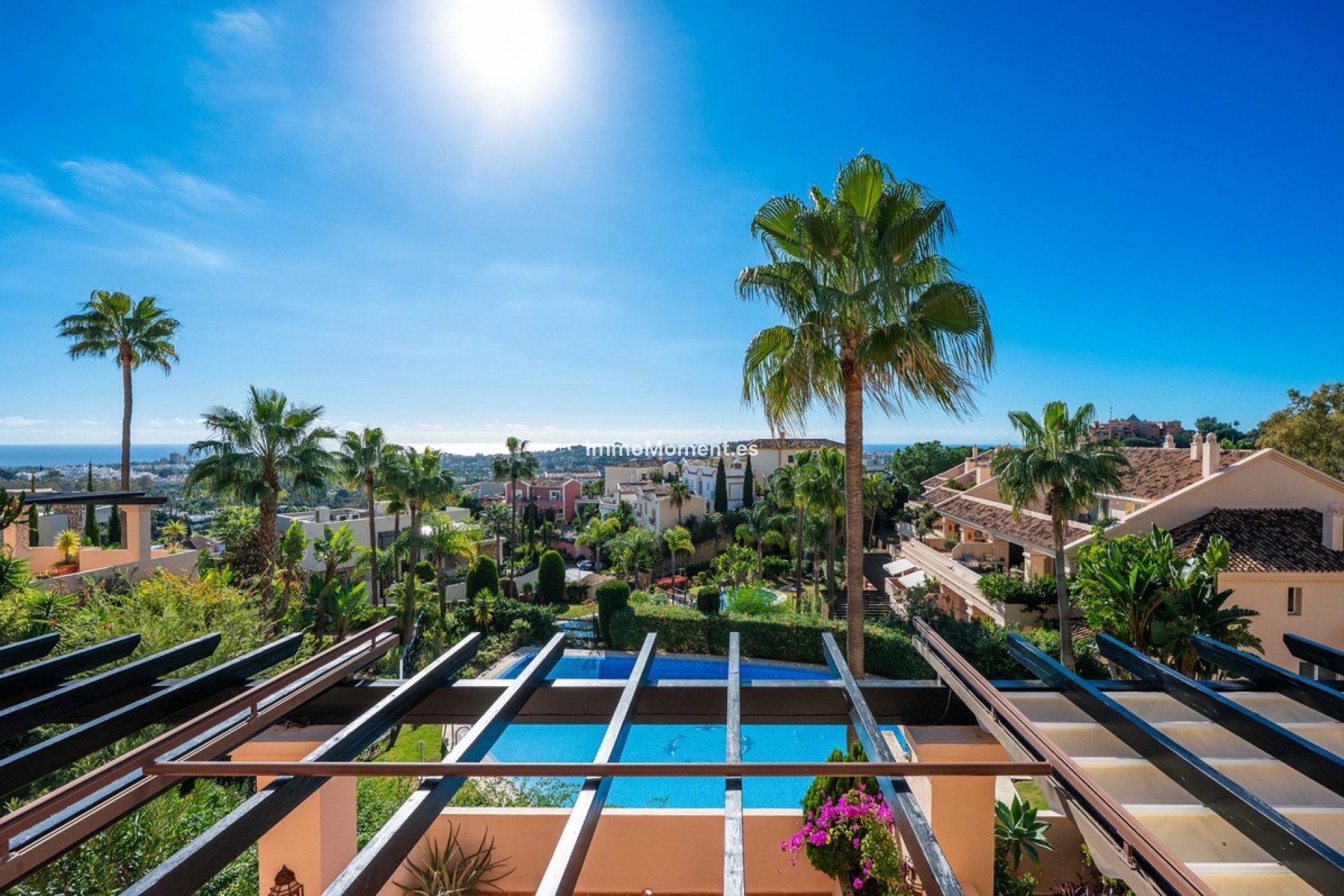Resale - Apartment - Marbella - Nueva Andalucía