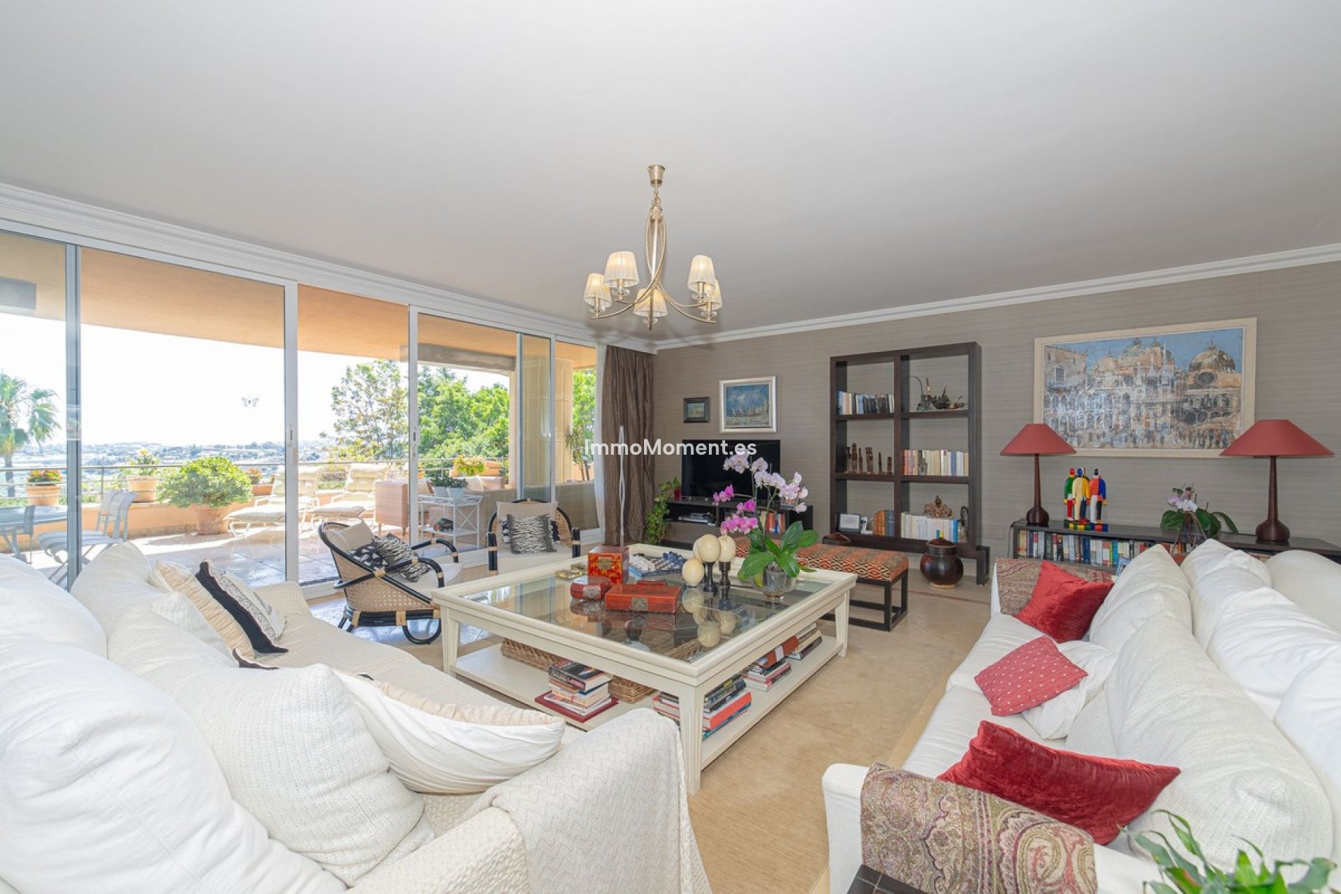 Resale - Apartment - Marbella - Nueva Andalucía