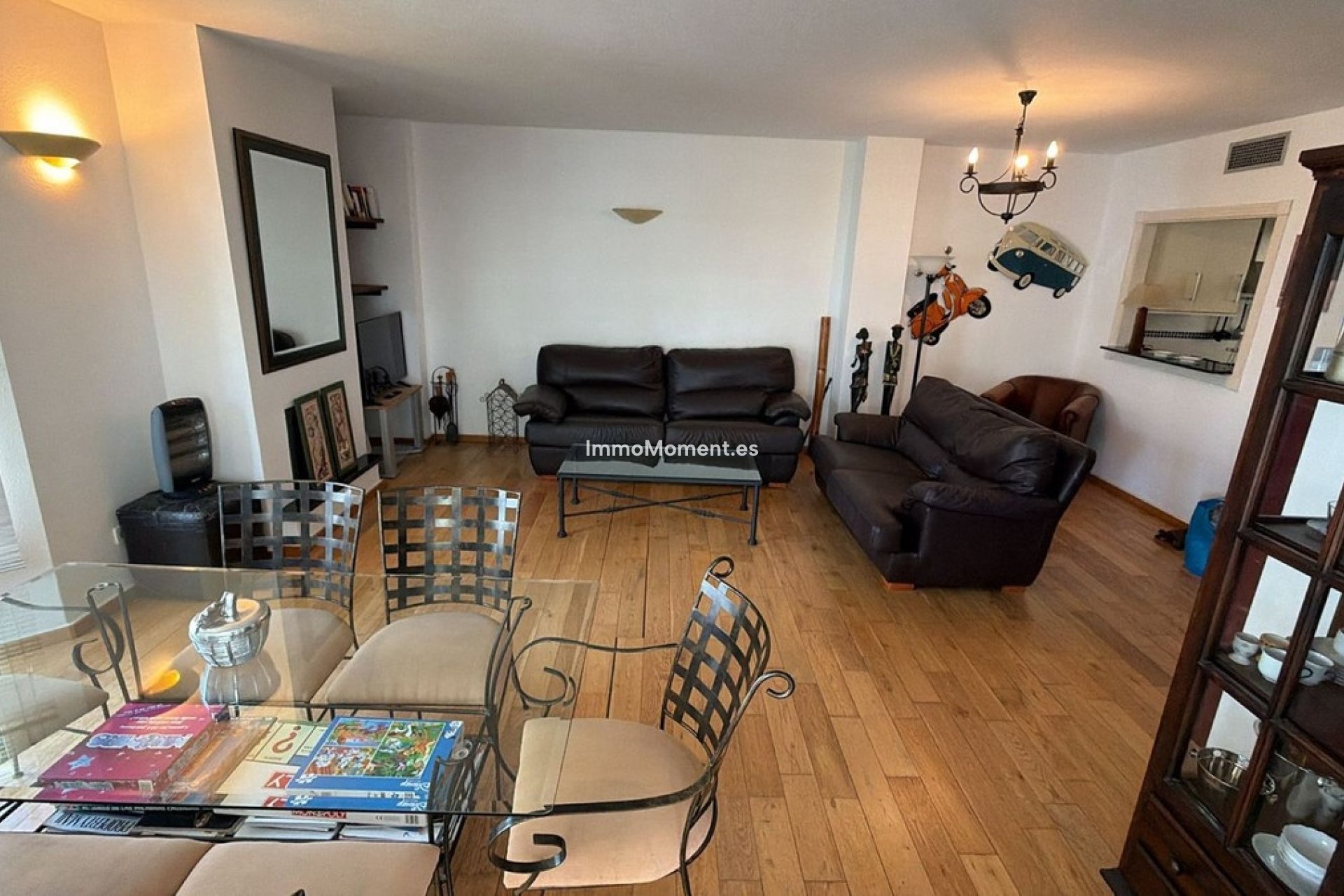 Resale - Apartment - Marbella - Nueva Andalucía