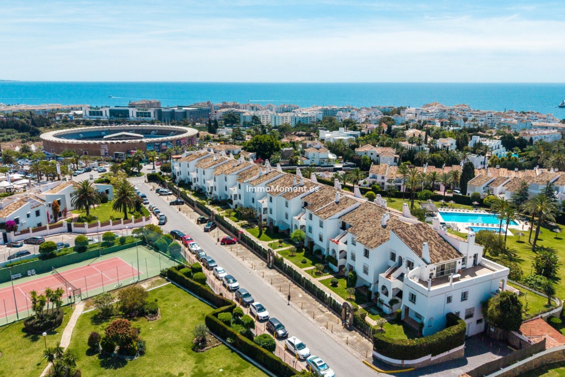 Resale - Apartment - Marbella - Nueva Andalucía