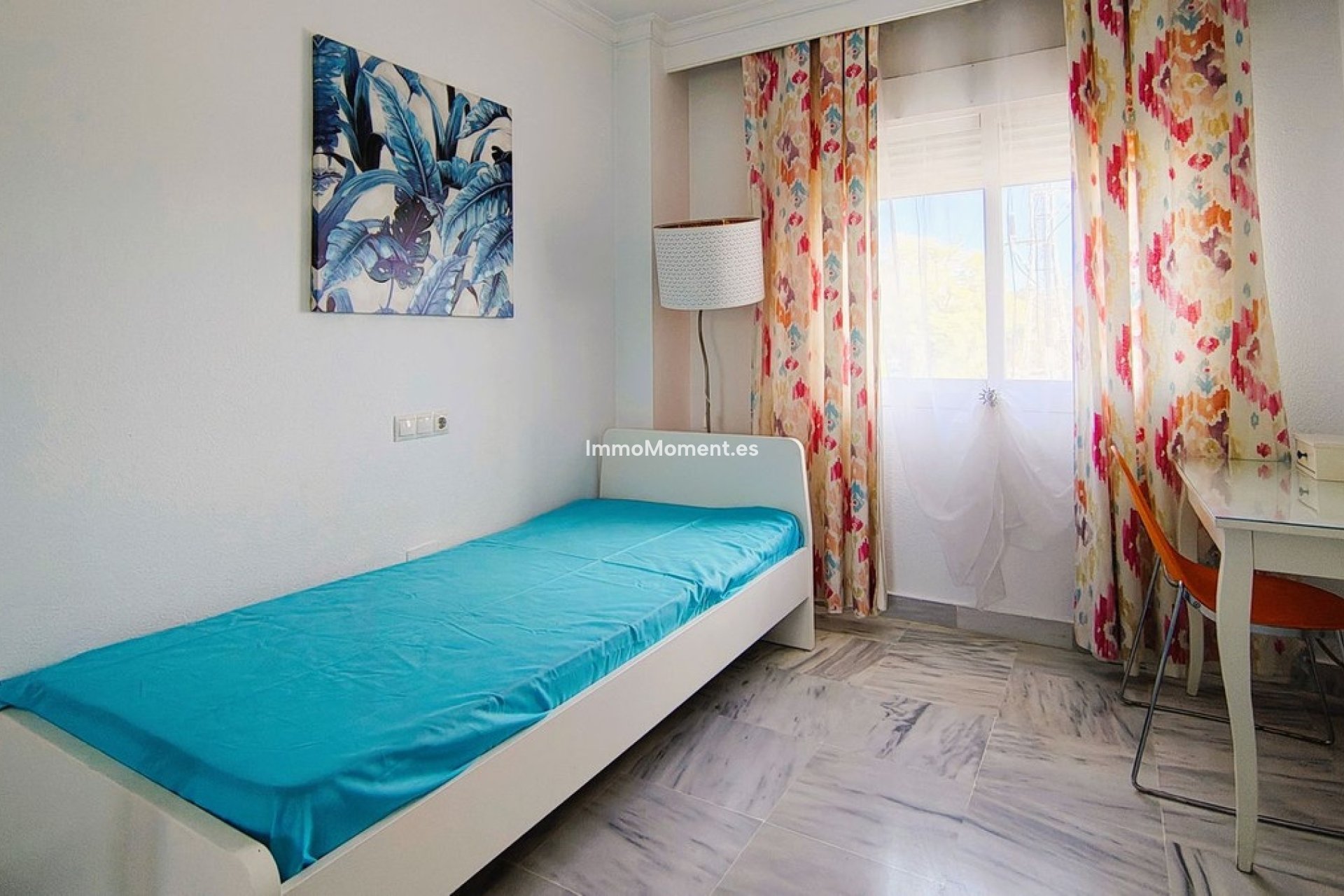 Resale - Apartment - Marbella - Nueva Andalucía