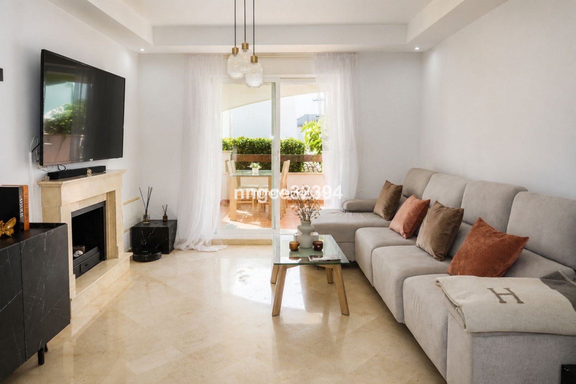 Resale - Apartment - Marbella - Nueva Andalucía