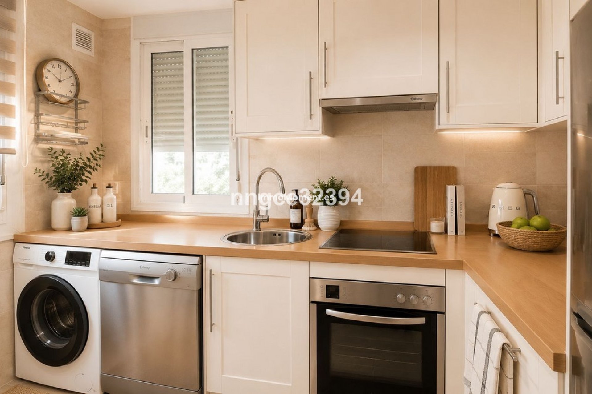 Resale - Apartment - Marbella - Nueva Andalucía