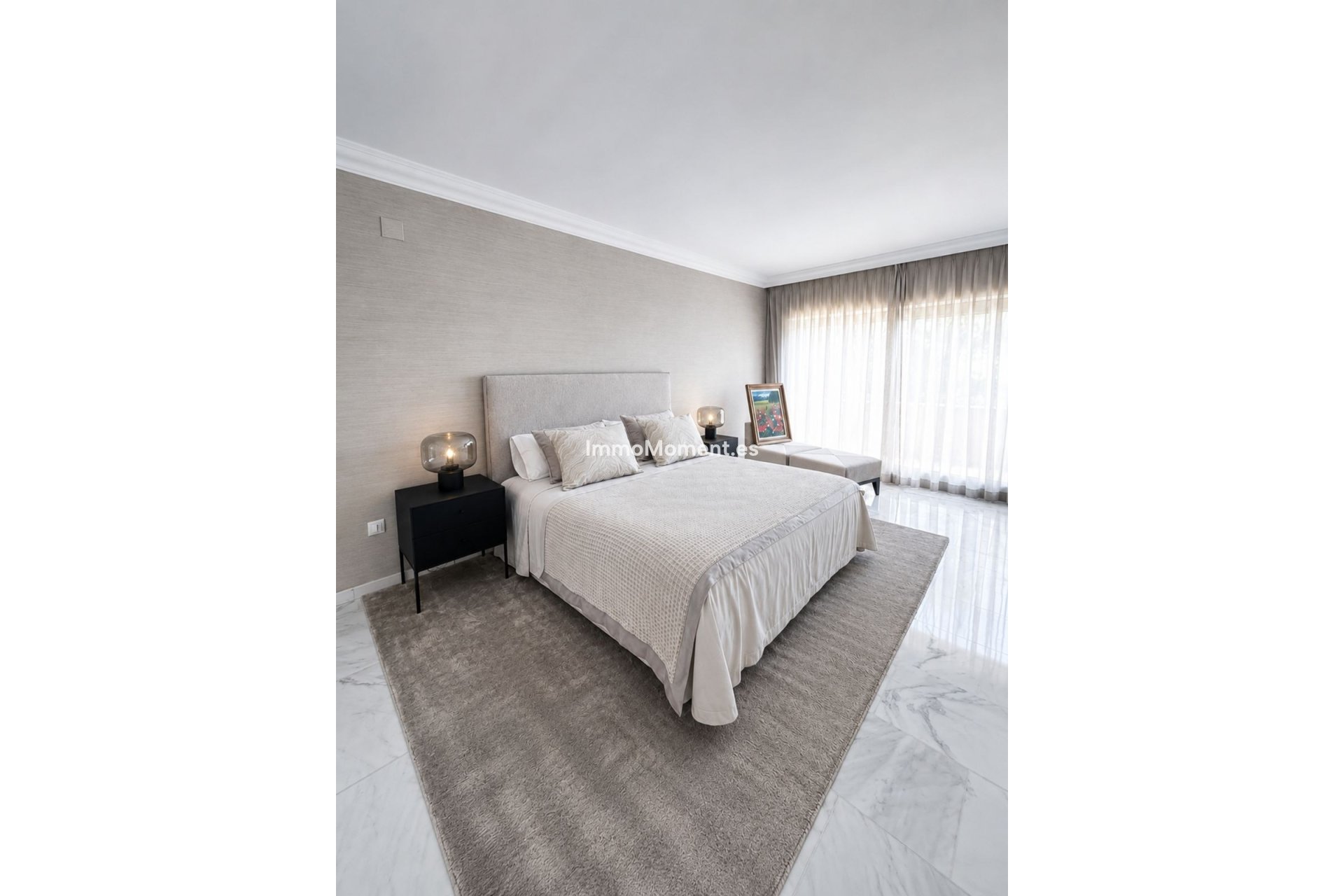 Resale - Apartment - Marbella - Nueva Andalucía