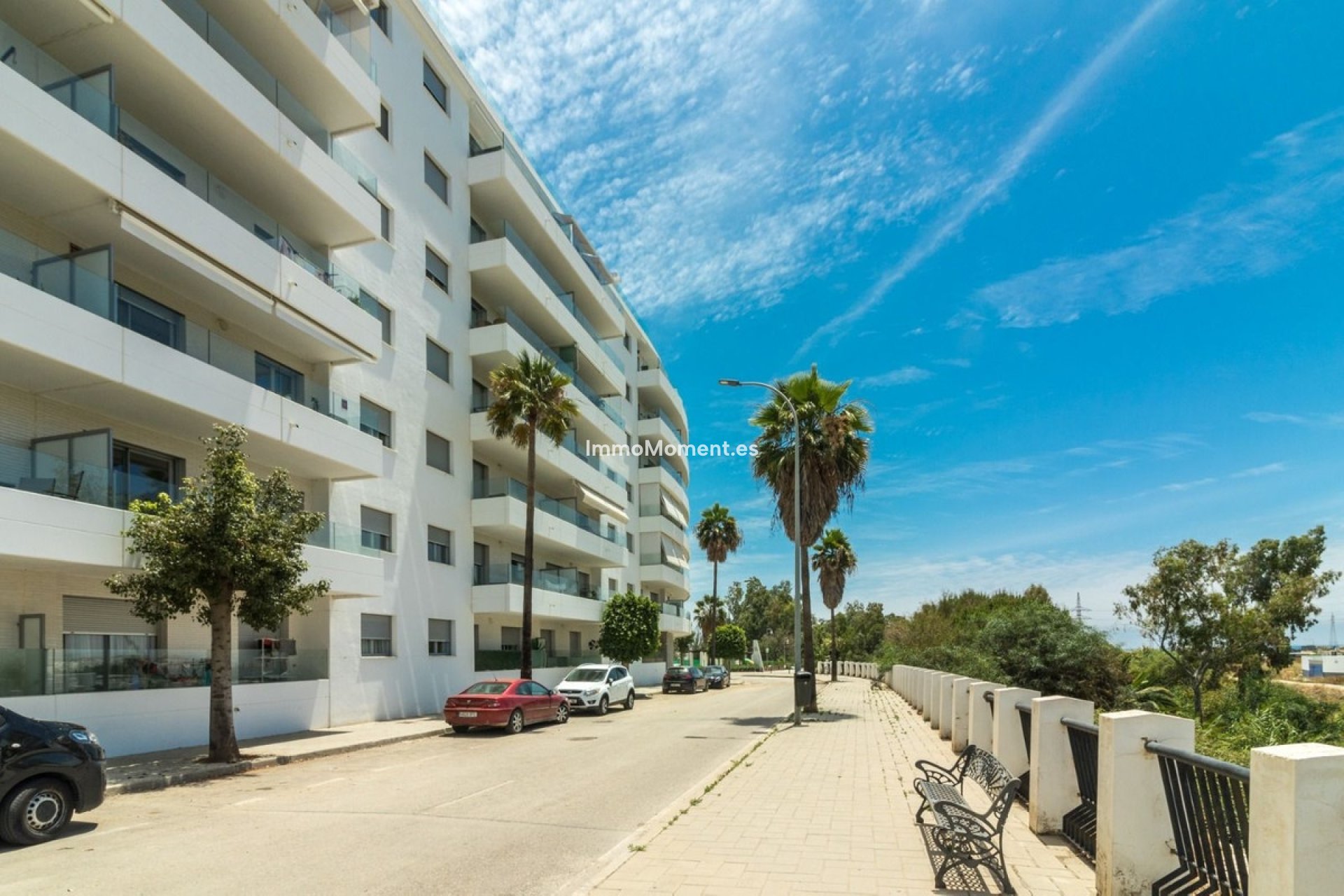 Resale - Apartment - Marbella - Nueva Andalucía
