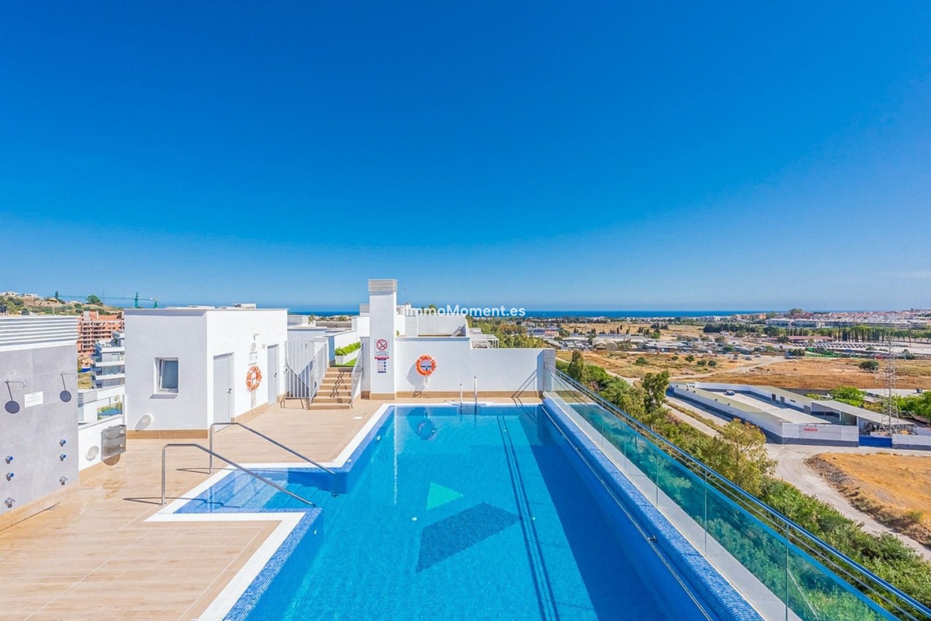 Resale - Apartment - Marbella - Nueva Andalucía
