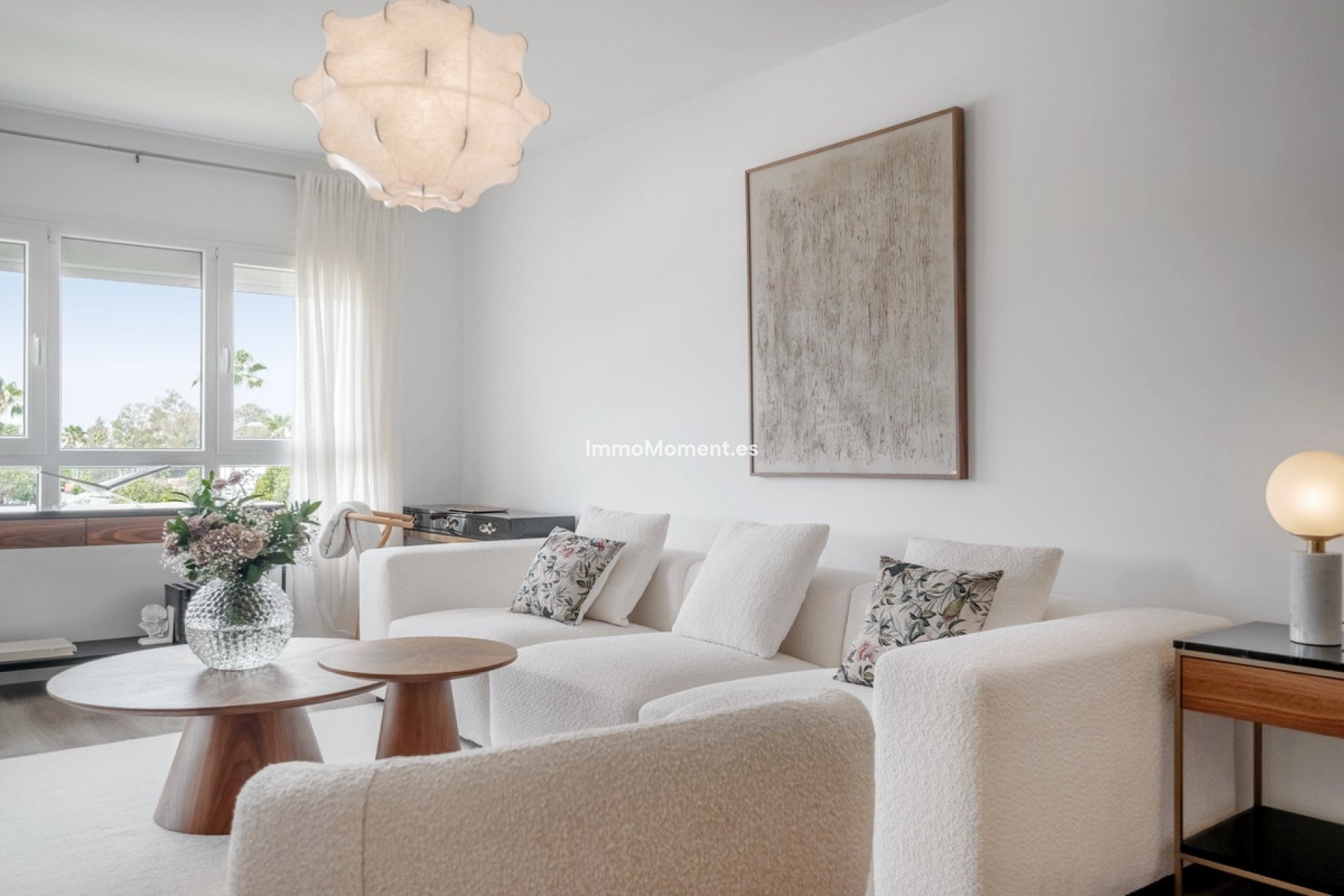 Resale - Apartment - Marbella - Nueva Andalucía