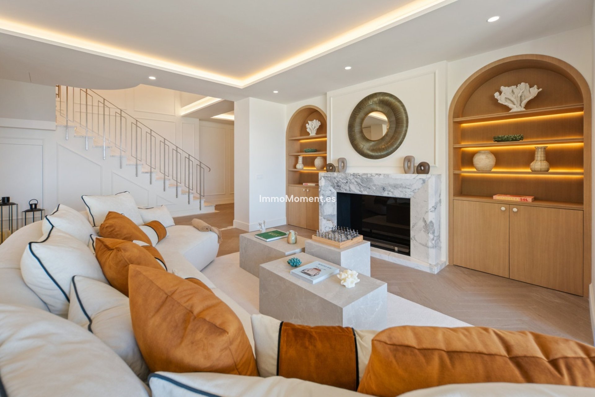 Resale - Apartment - Marbella - Nueva Andalucía
