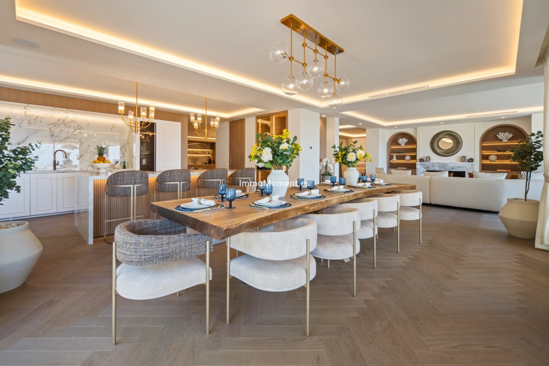 Resale - Apartment - Marbella - Nueva Andalucía