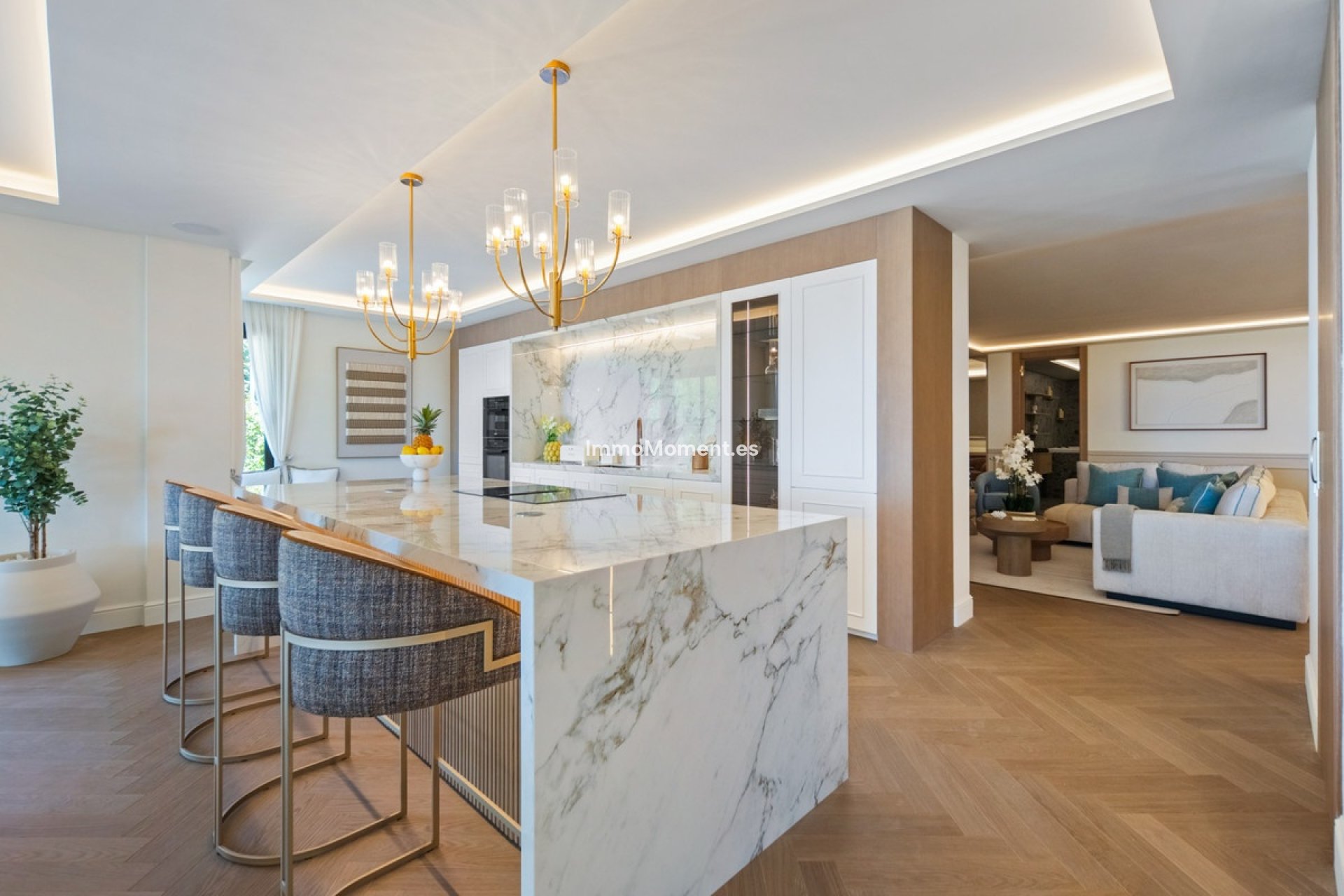 Resale - Apartment - Marbella - Nueva Andalucía