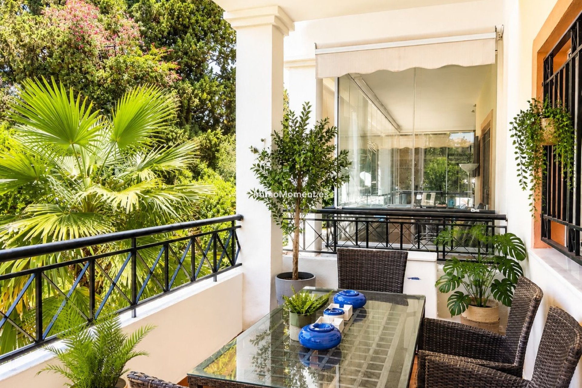 Resale - Apartment - Marbella - Nueva Andalucía
