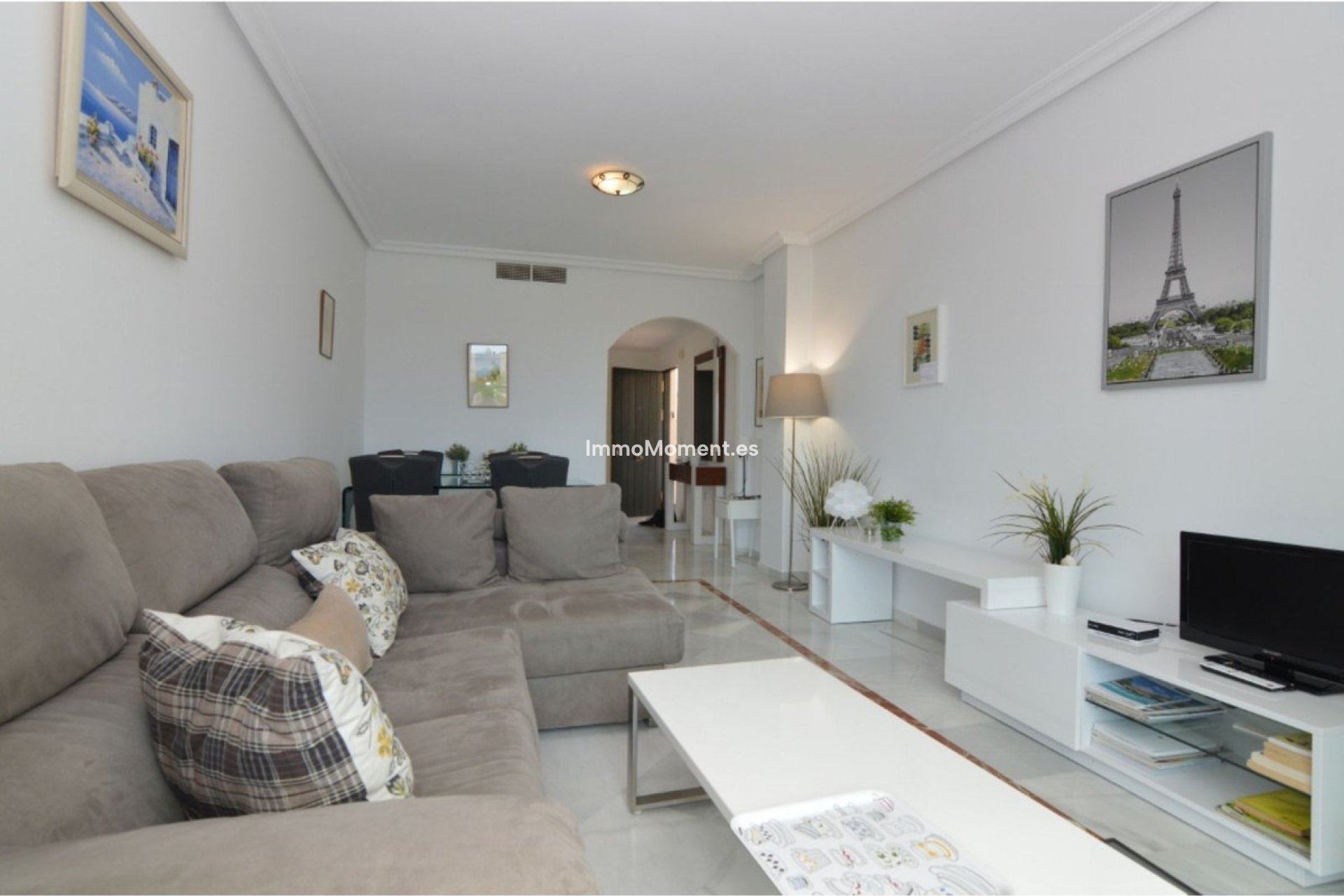 Resale - Apartment - Marbella - Nueva Andalucía