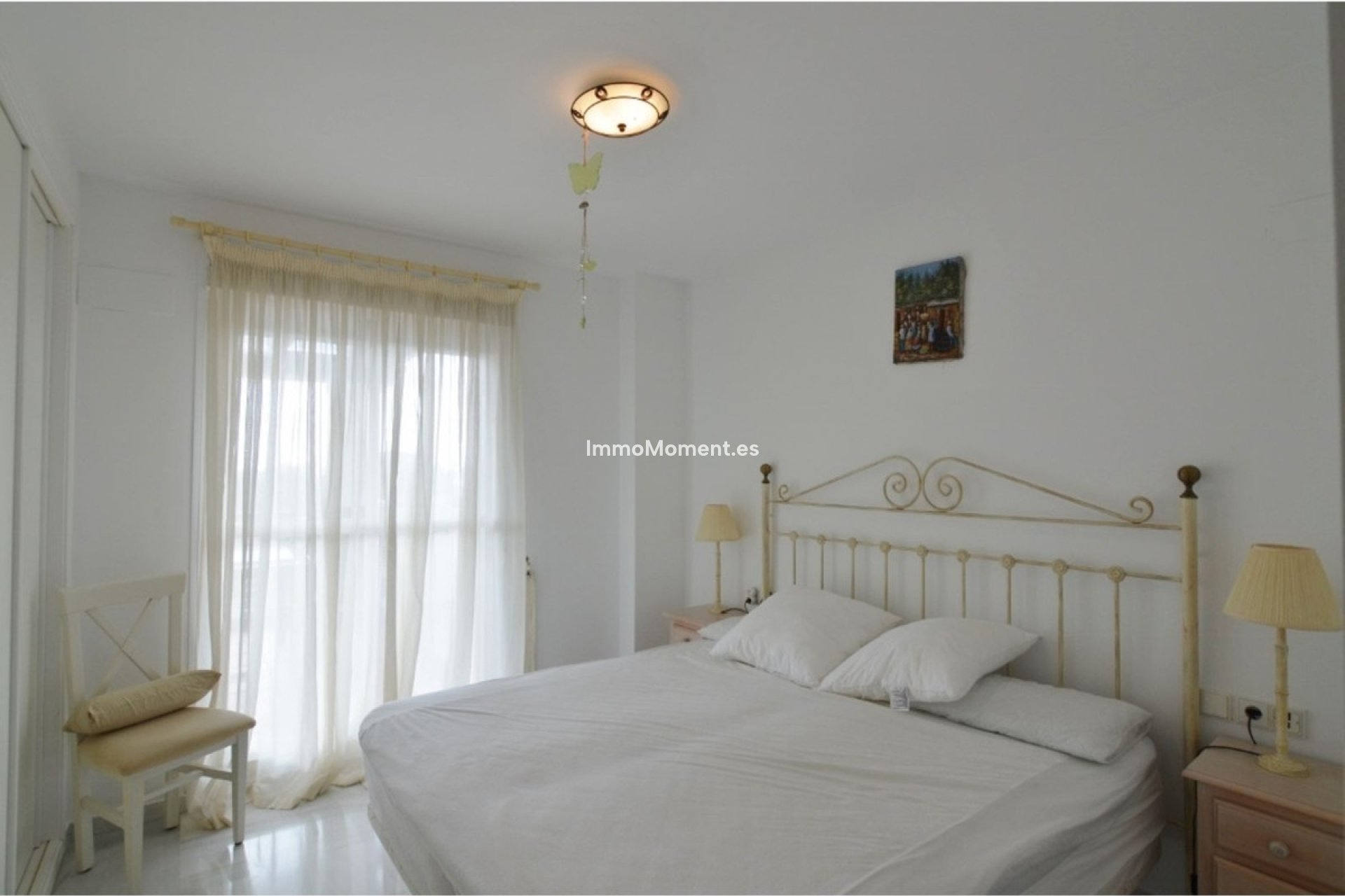 Resale - Apartment - Marbella - Nueva Andalucía