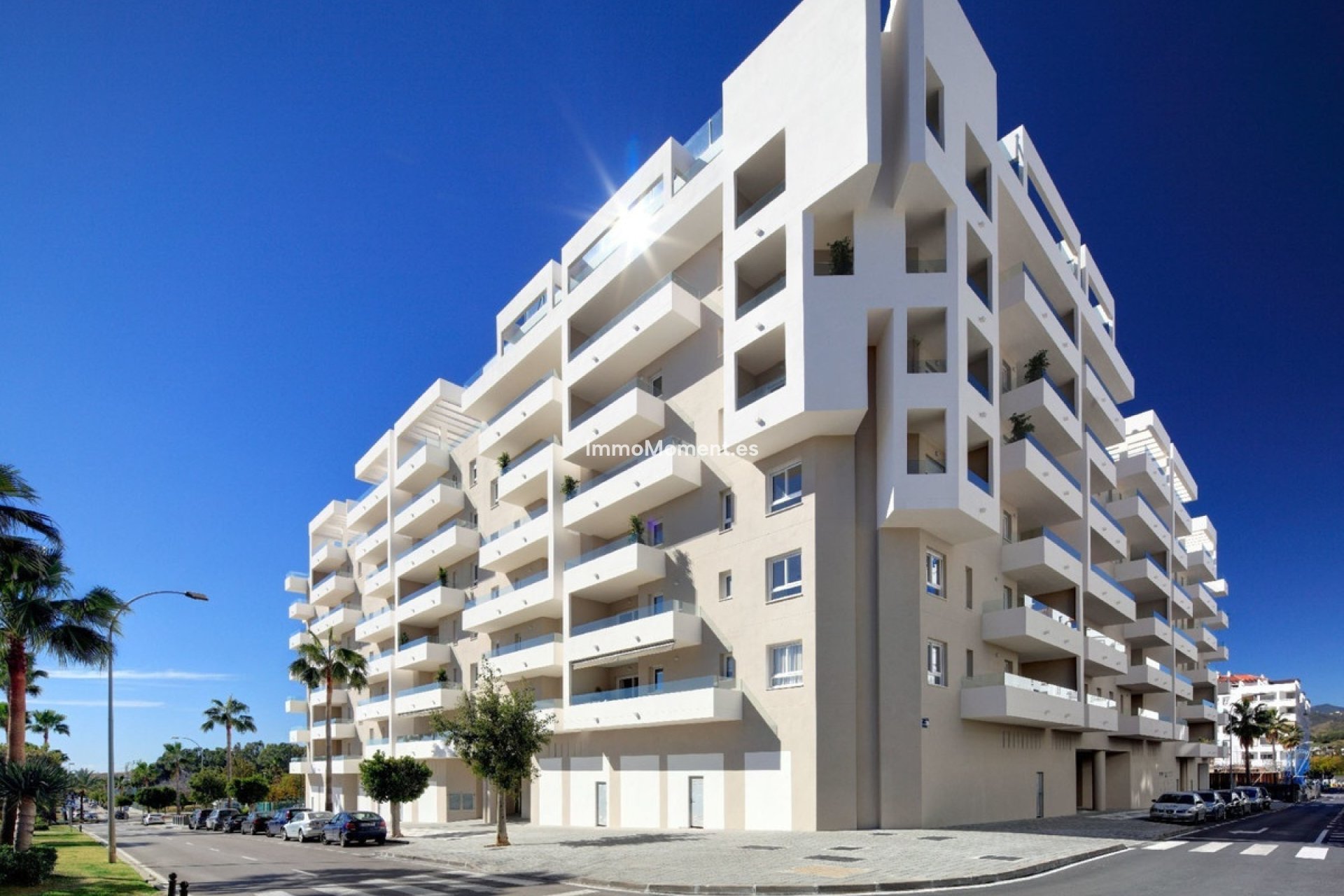 Resale - Apartment - Marbella - Nueva Andalucía