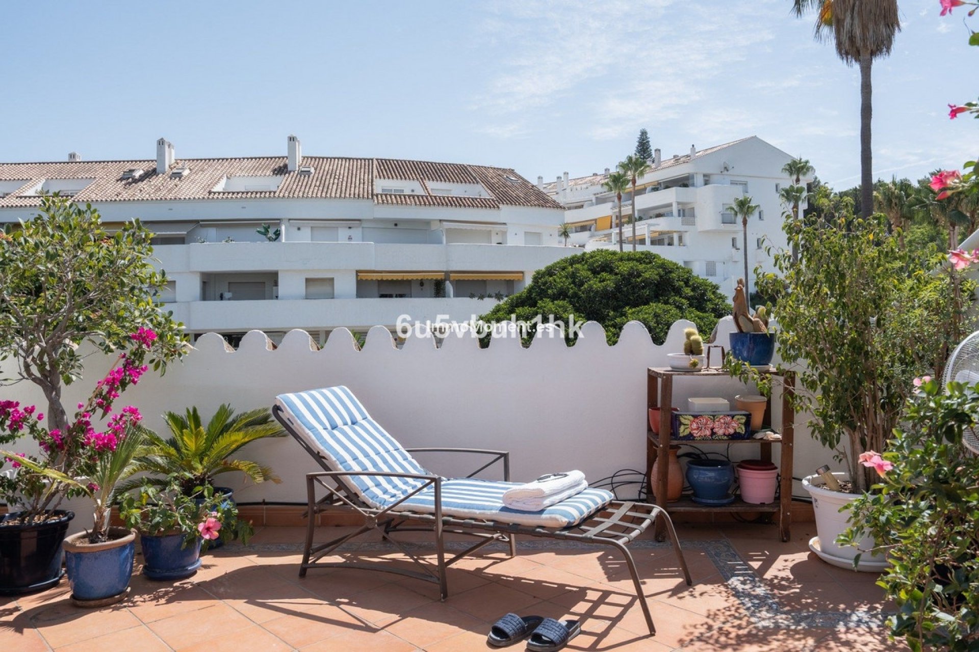 Resale - Apartment - Marbella - Nueva Andalucía