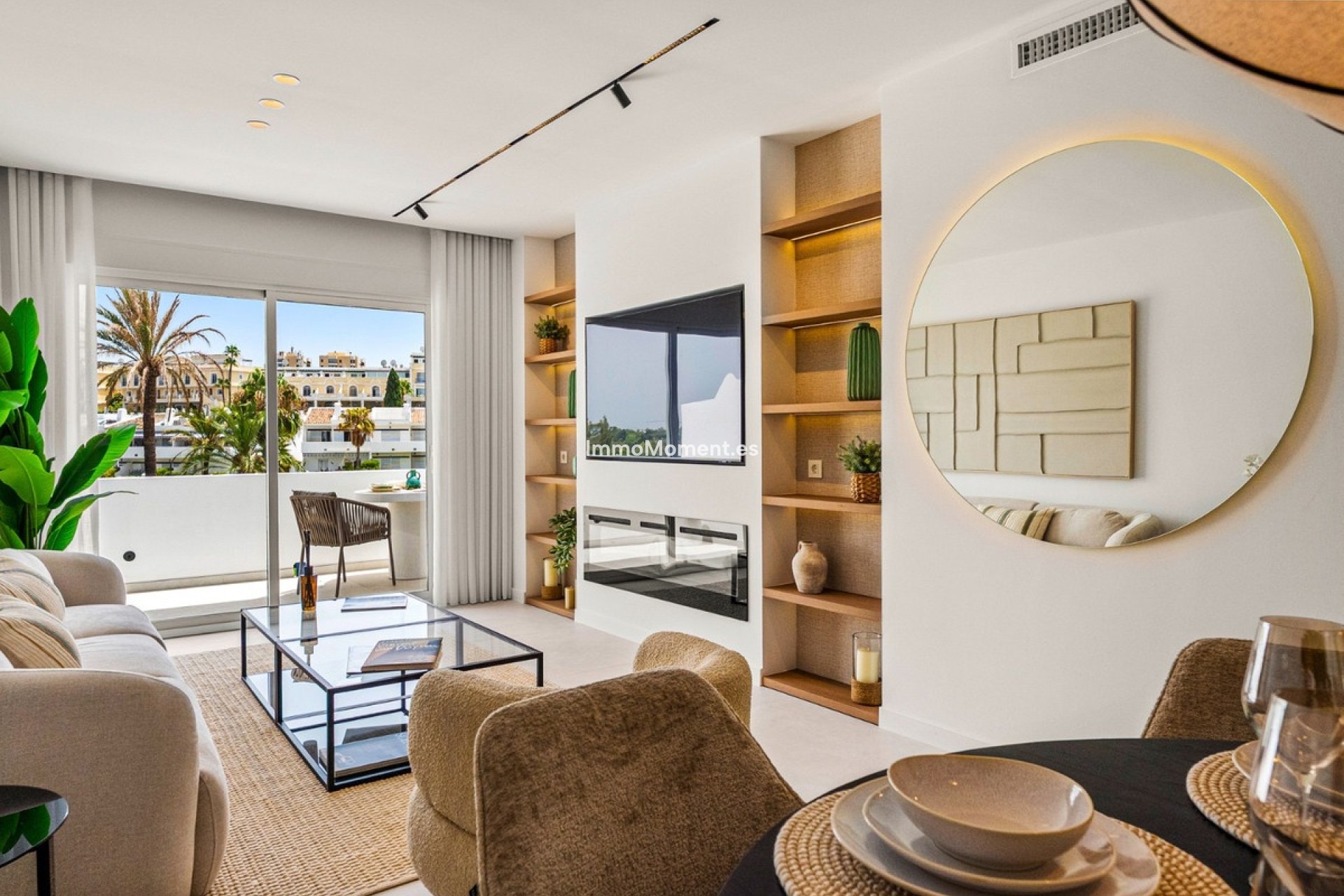 Resale - Apartment - Marbella - Nueva Andalucía