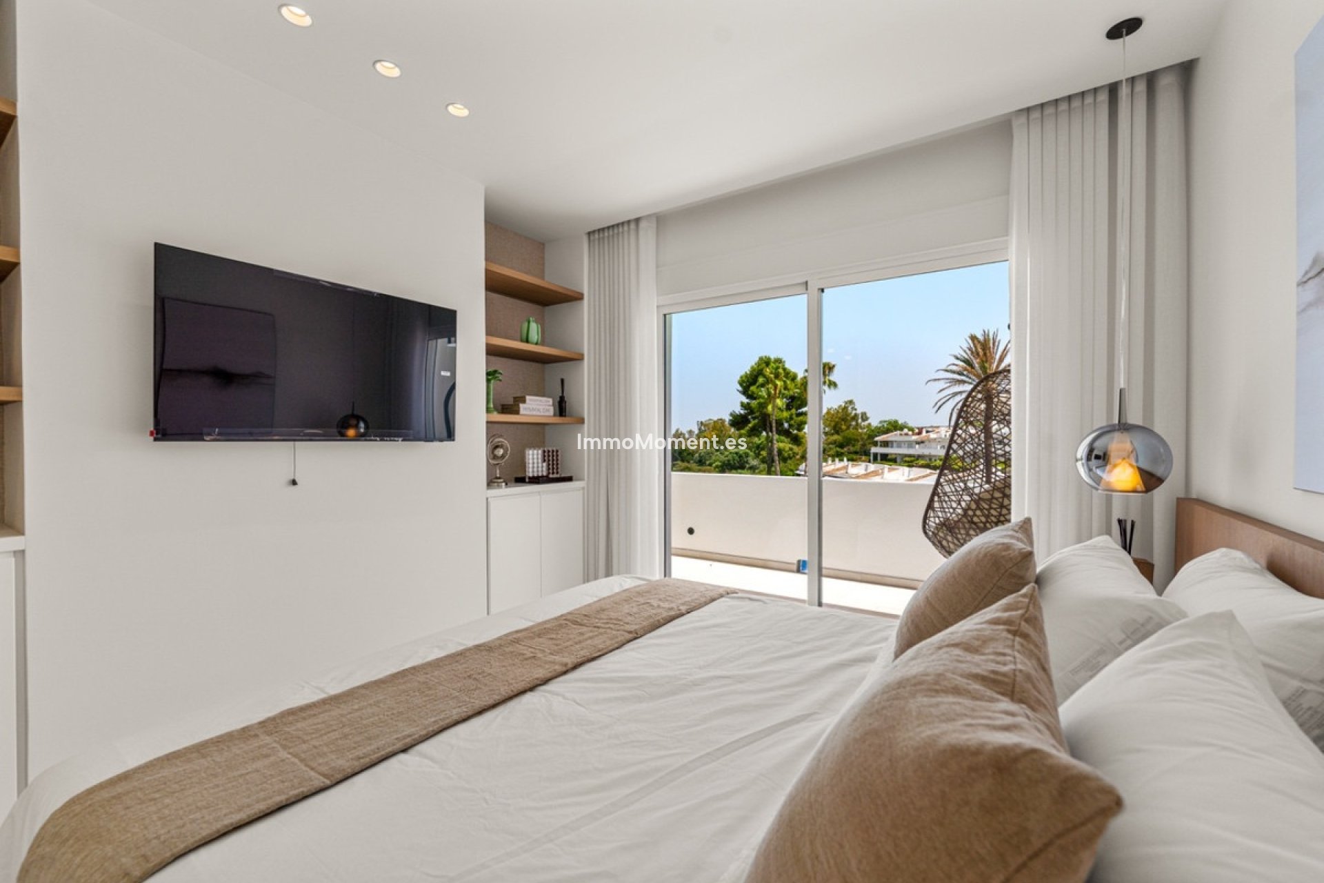 Resale - Apartment - Marbella - Nueva Andalucía