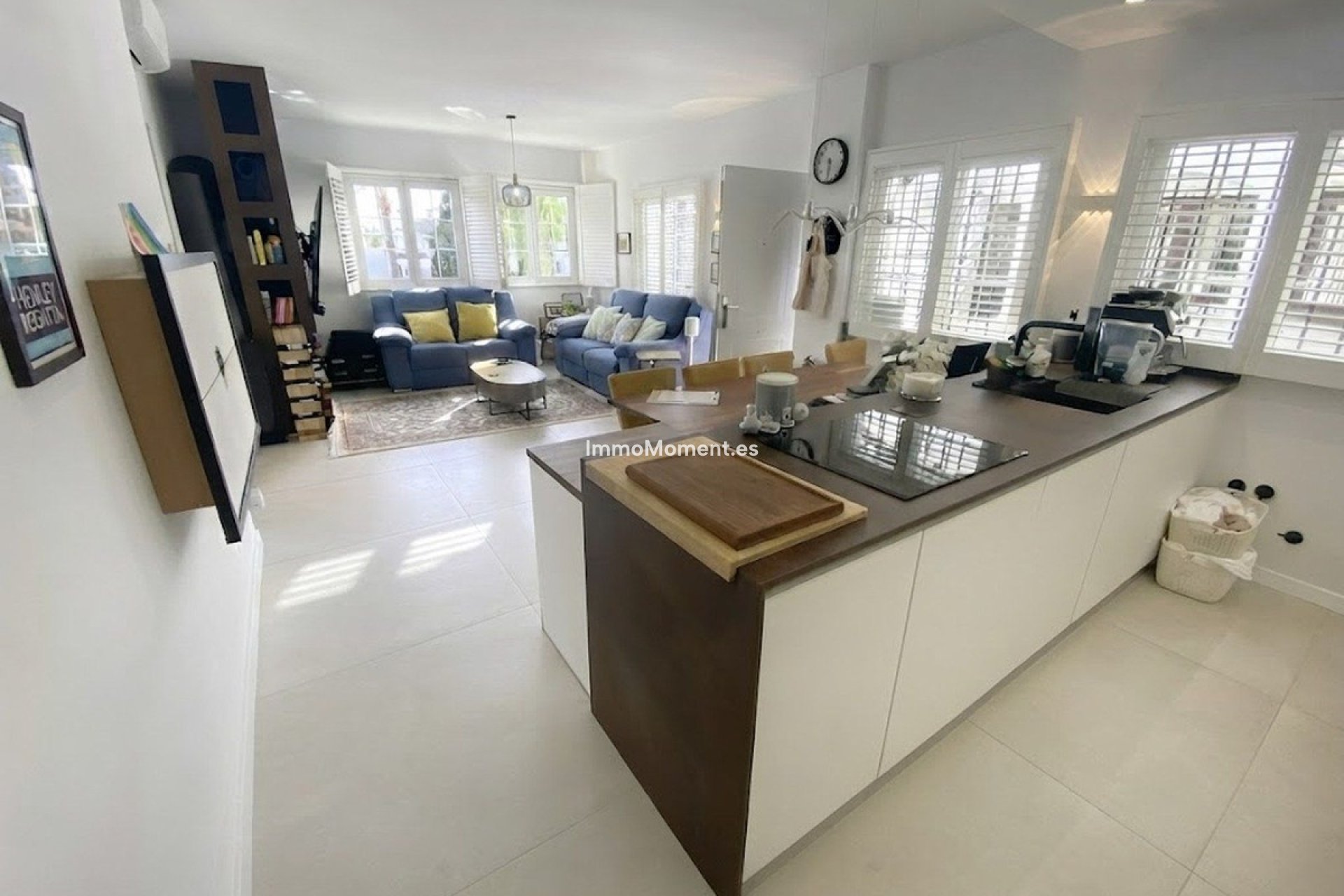 Resale - Apartment - Marbella - Nueva Andalucía
