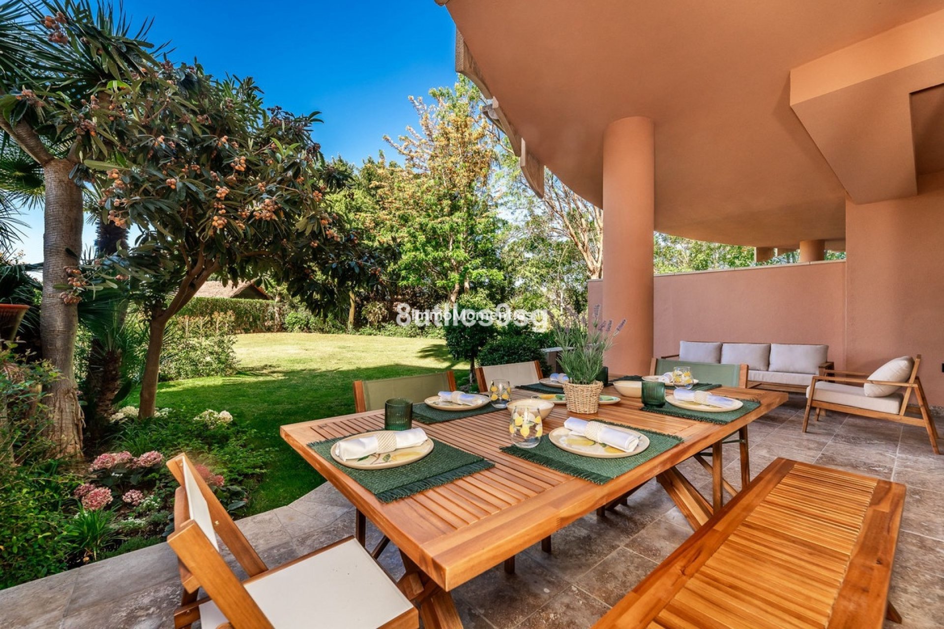 Resale - Apartment - Marbella - Nueva Andalucía