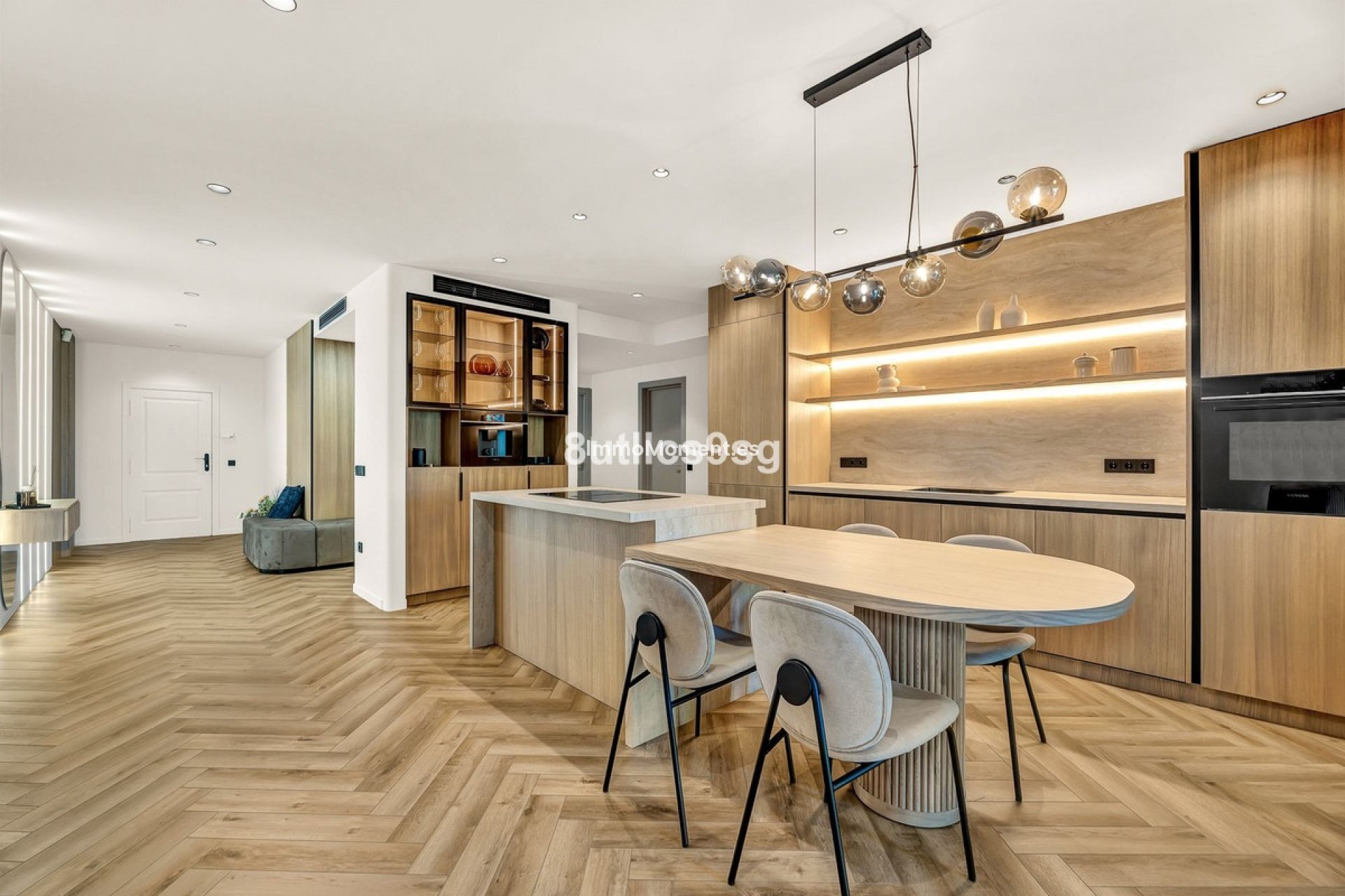 Resale - Apartment - Marbella - Nueva Andalucía