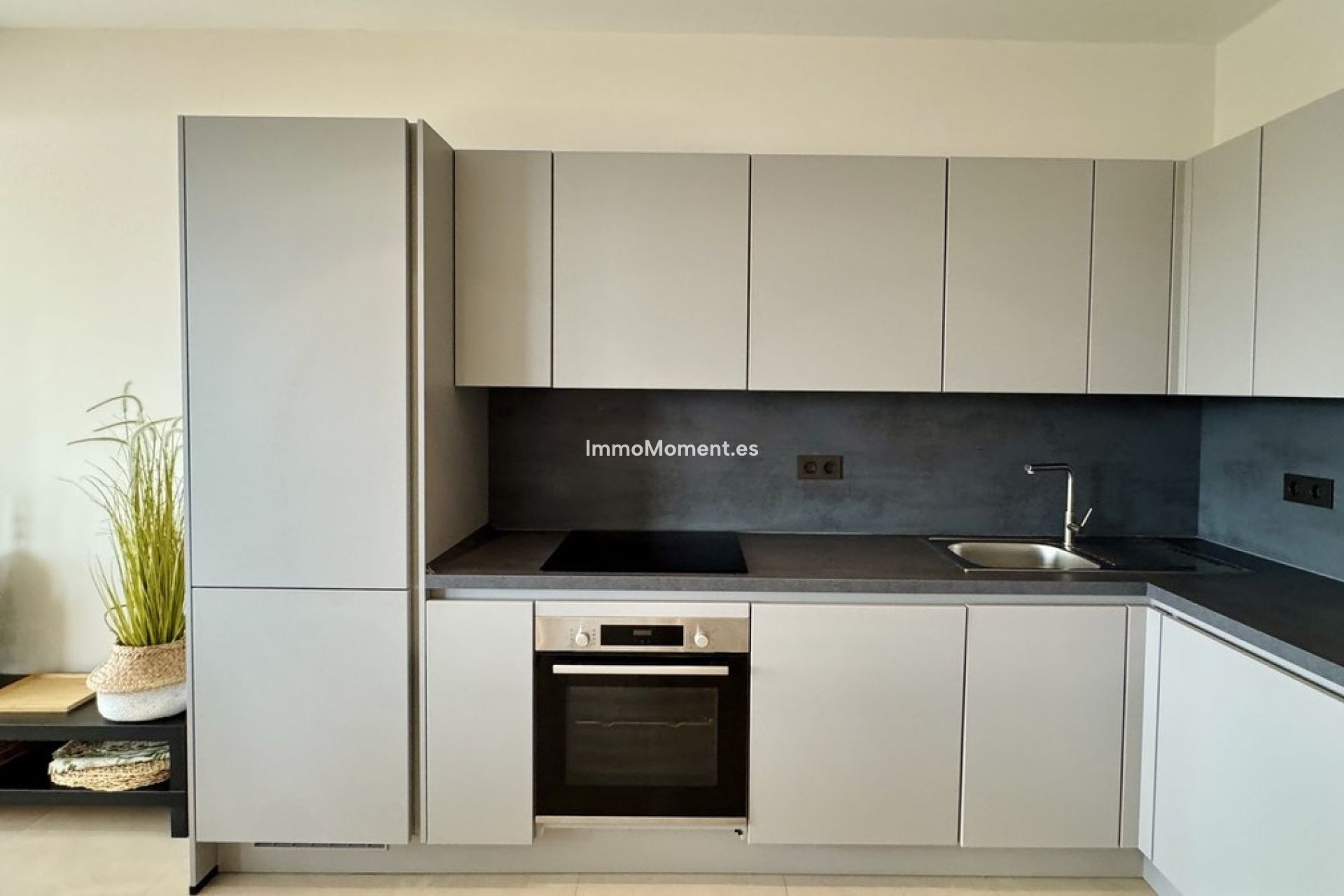 Resale - Apartment - Marbella - Puerto Banús