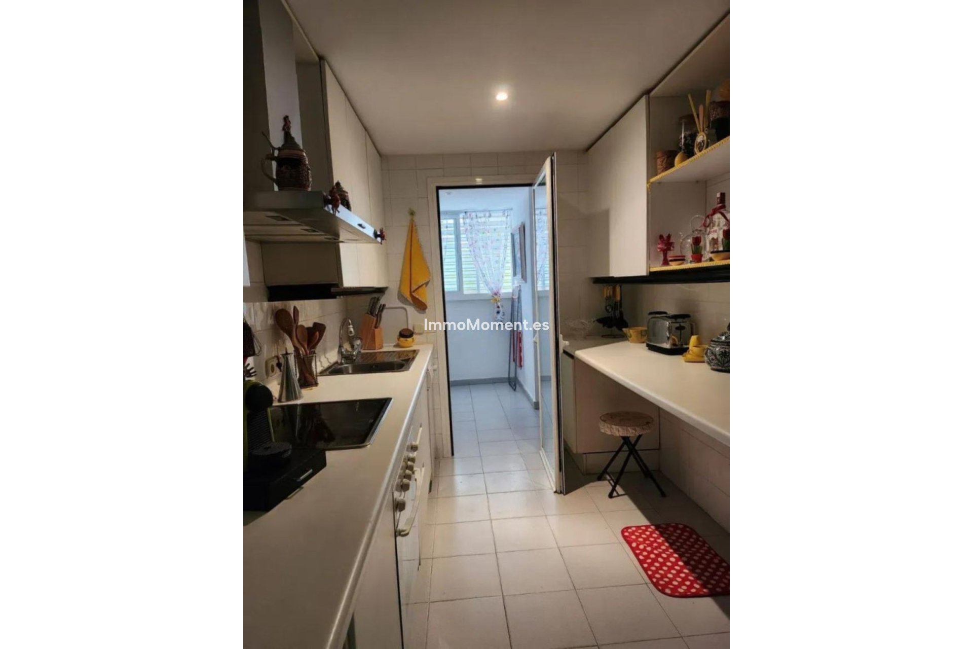 Resale - Apartment - Marbella - Puerto Banús