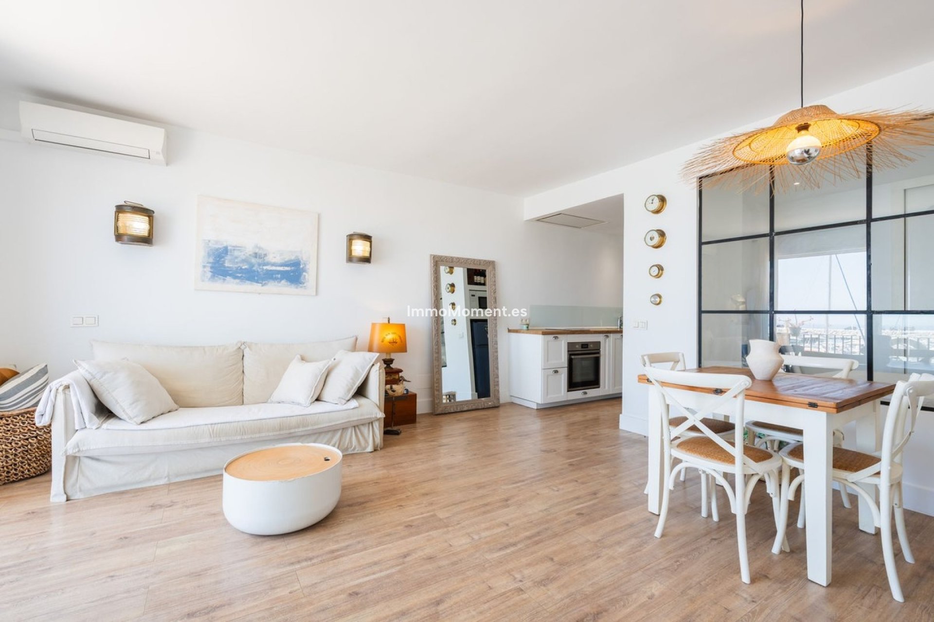 Resale - Apartment - Marbella - Puerto Banús