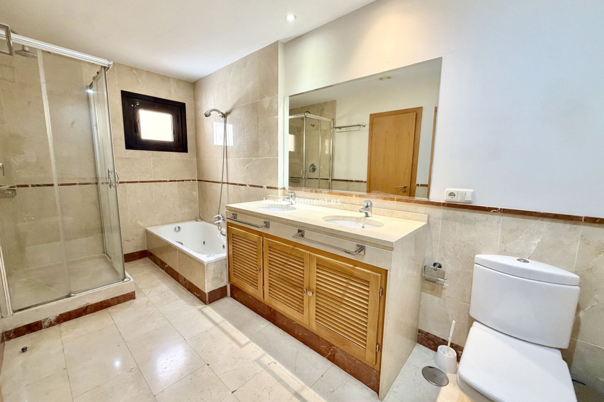 Resale - Apartment - Marbella - Puerto Banús