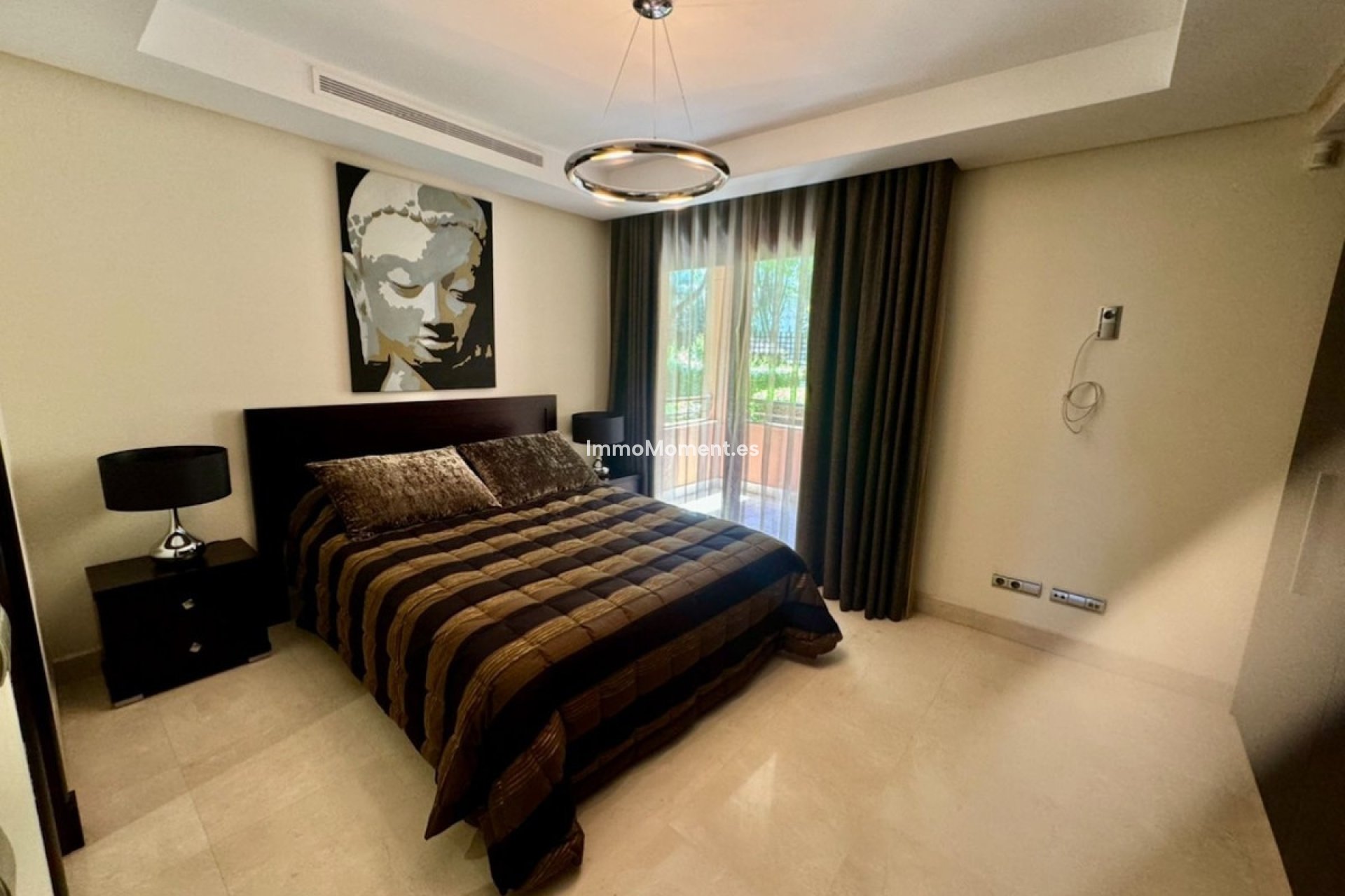 Resale - Apartment - Marbella - Puerto Banús