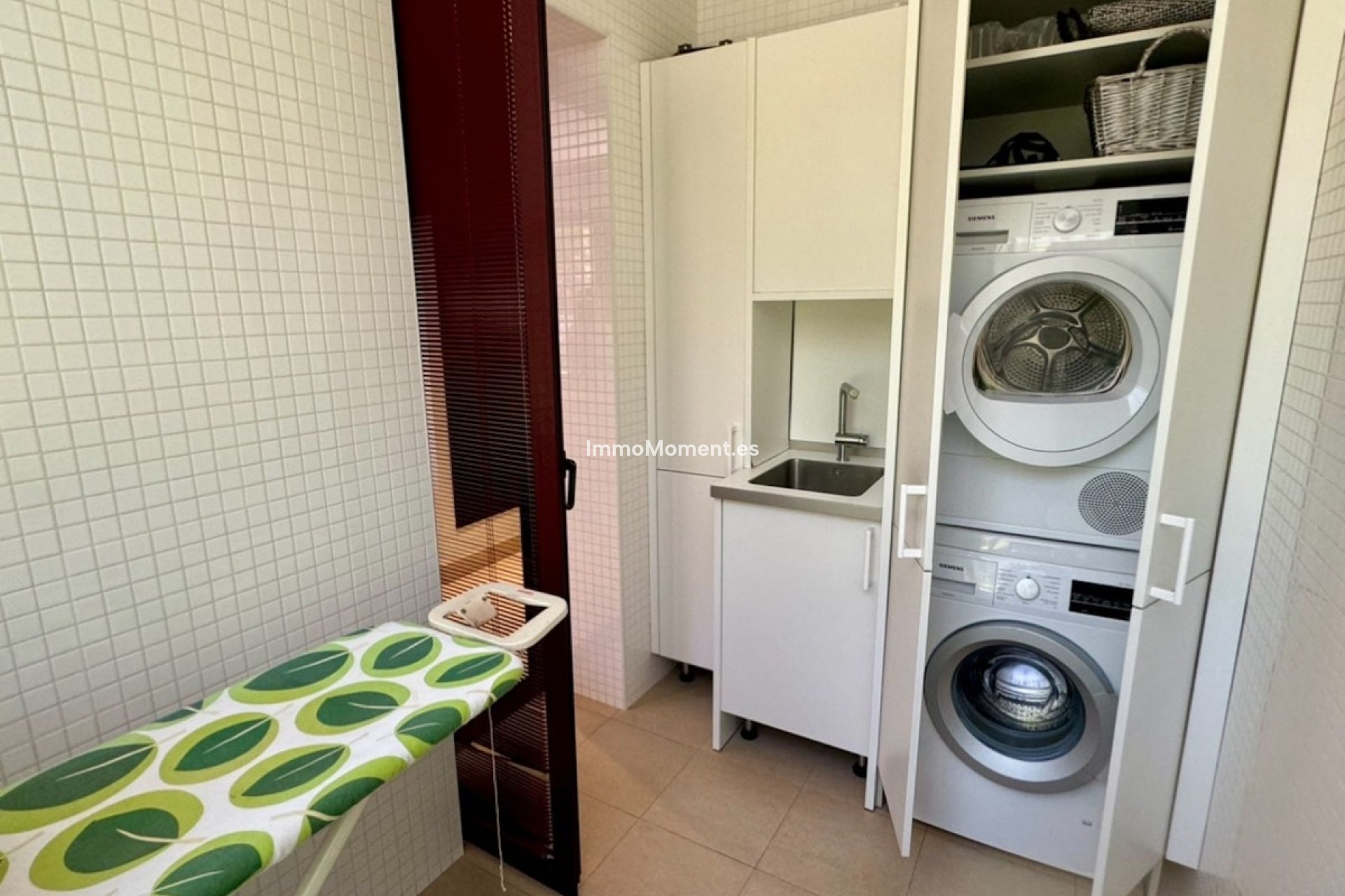 Resale - Apartment - Marbella - Puerto Banús