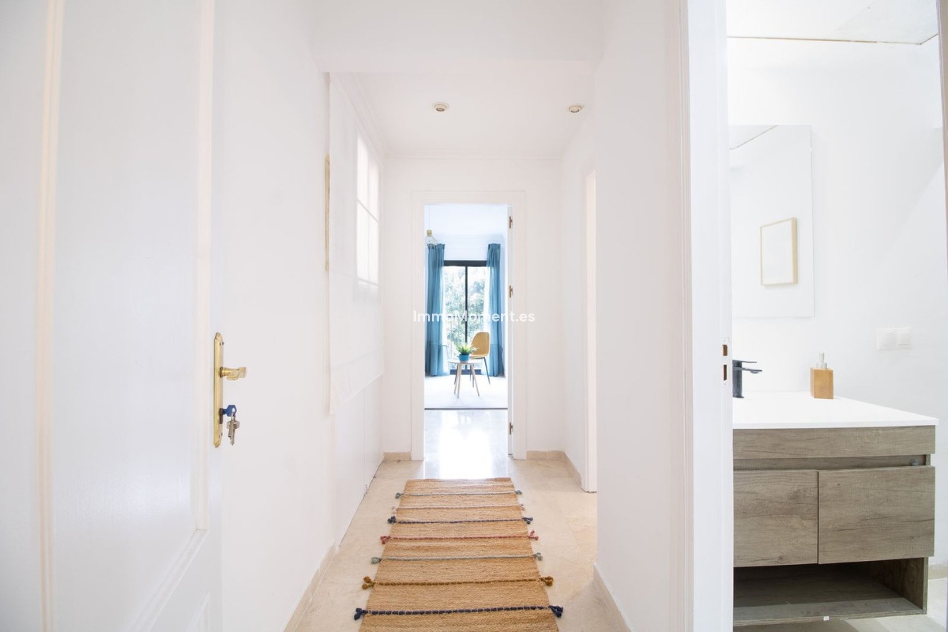 Resale - Apartment - Marbella - Puerto Banús