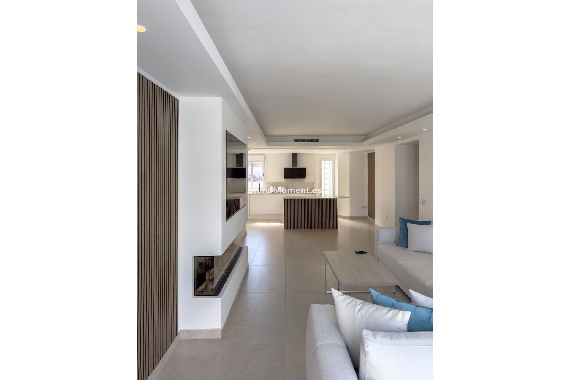 Resale - Apartment - Marbella - Puerto Banús