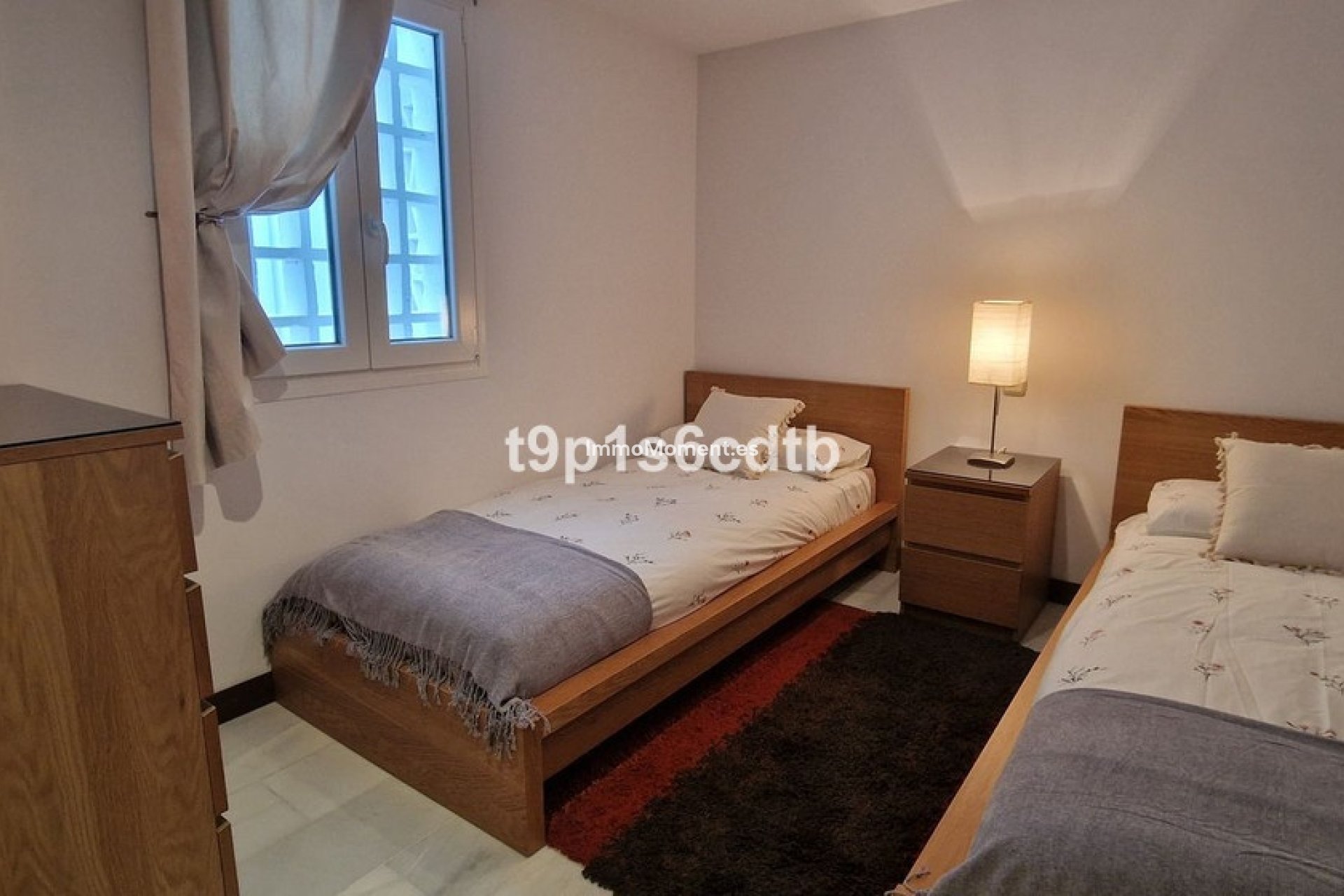 Resale - Apartment - Marbella - Puerto Banús