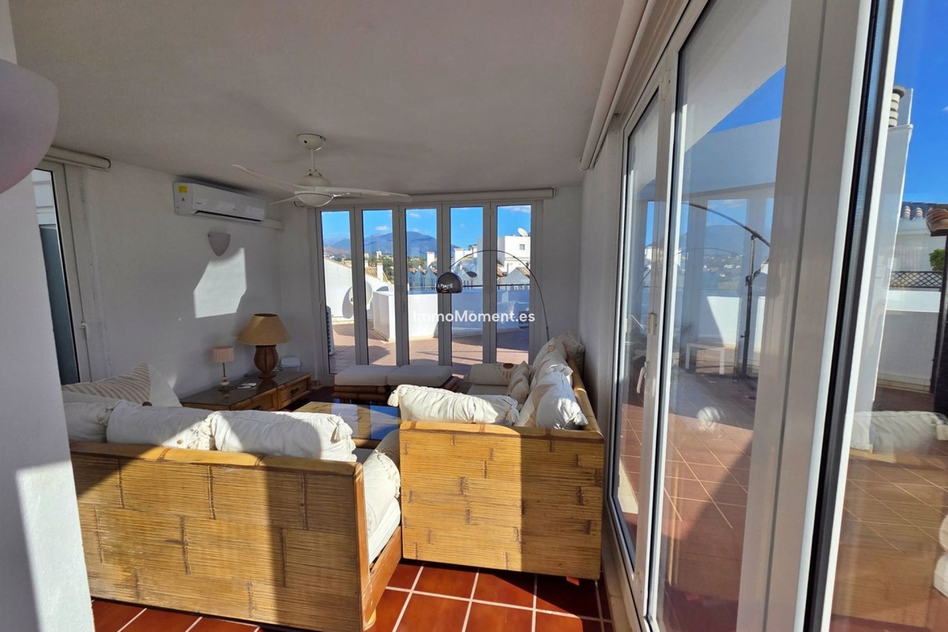 Resale - Apartment - Marbella - Puerto Banús