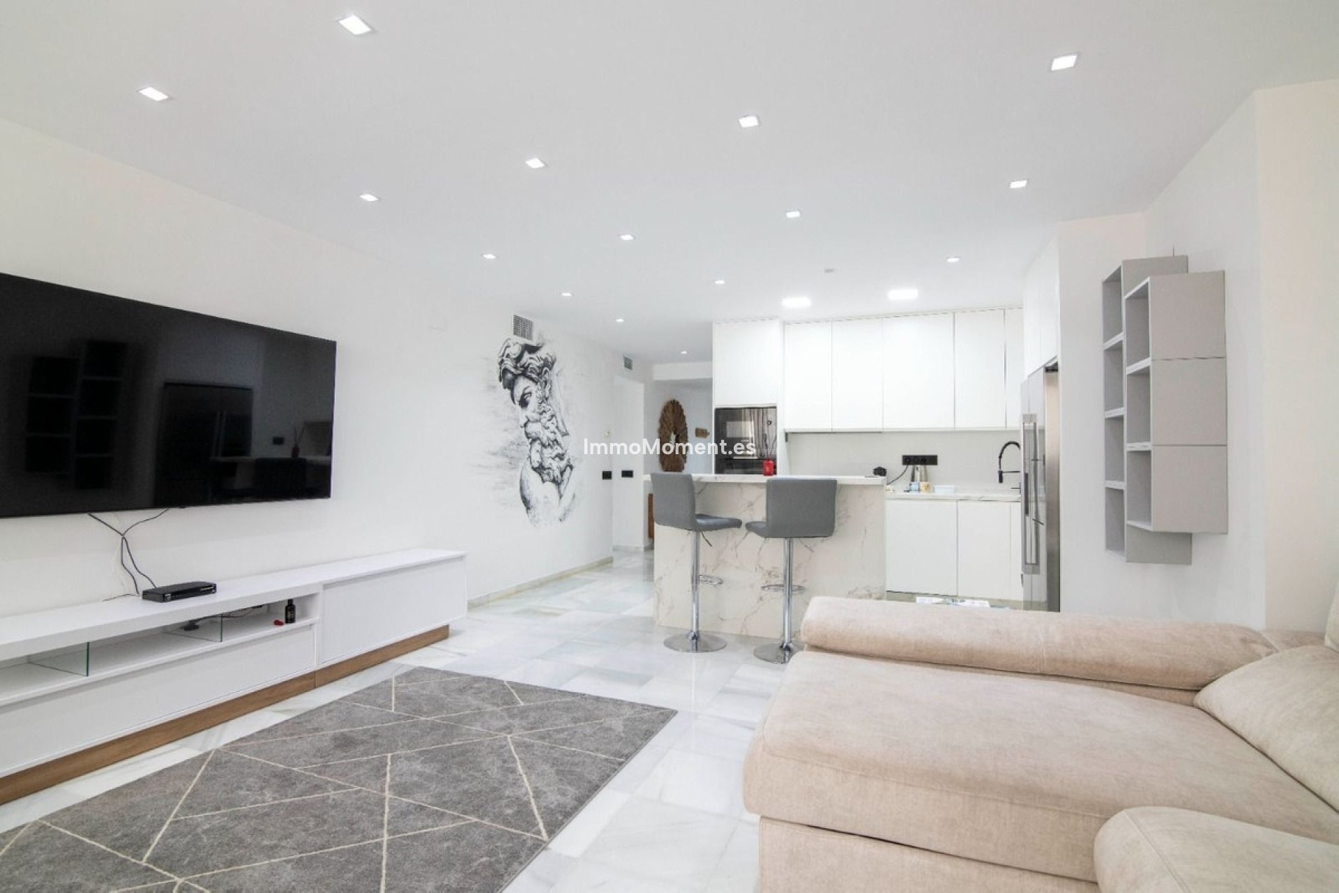 Resale - Apartment - Marbella - Puerto Banús