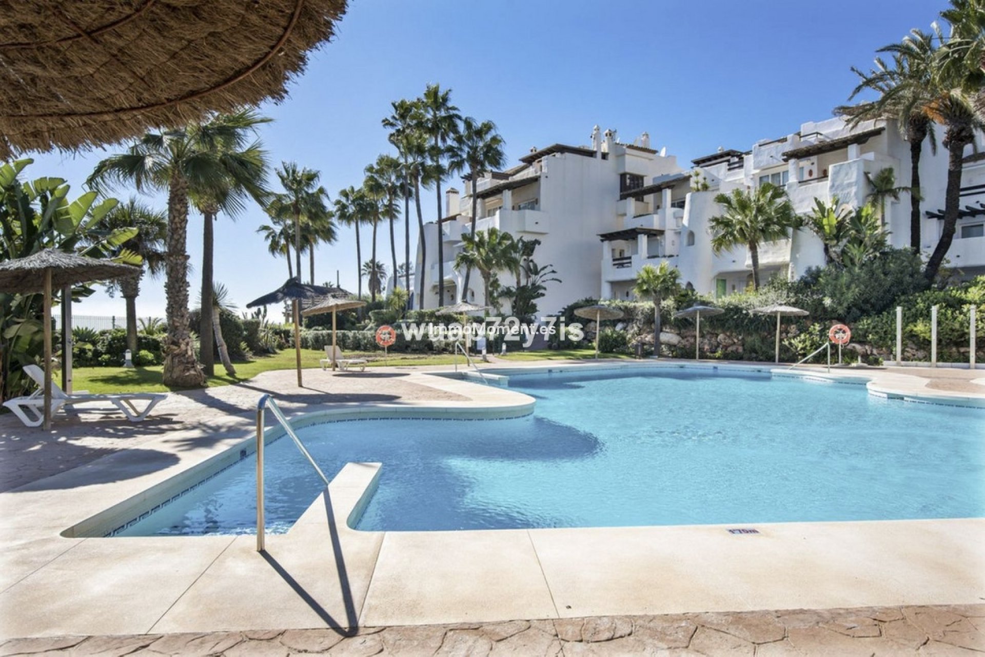 Resale - Apartment - Marbella - Puerto Banús
