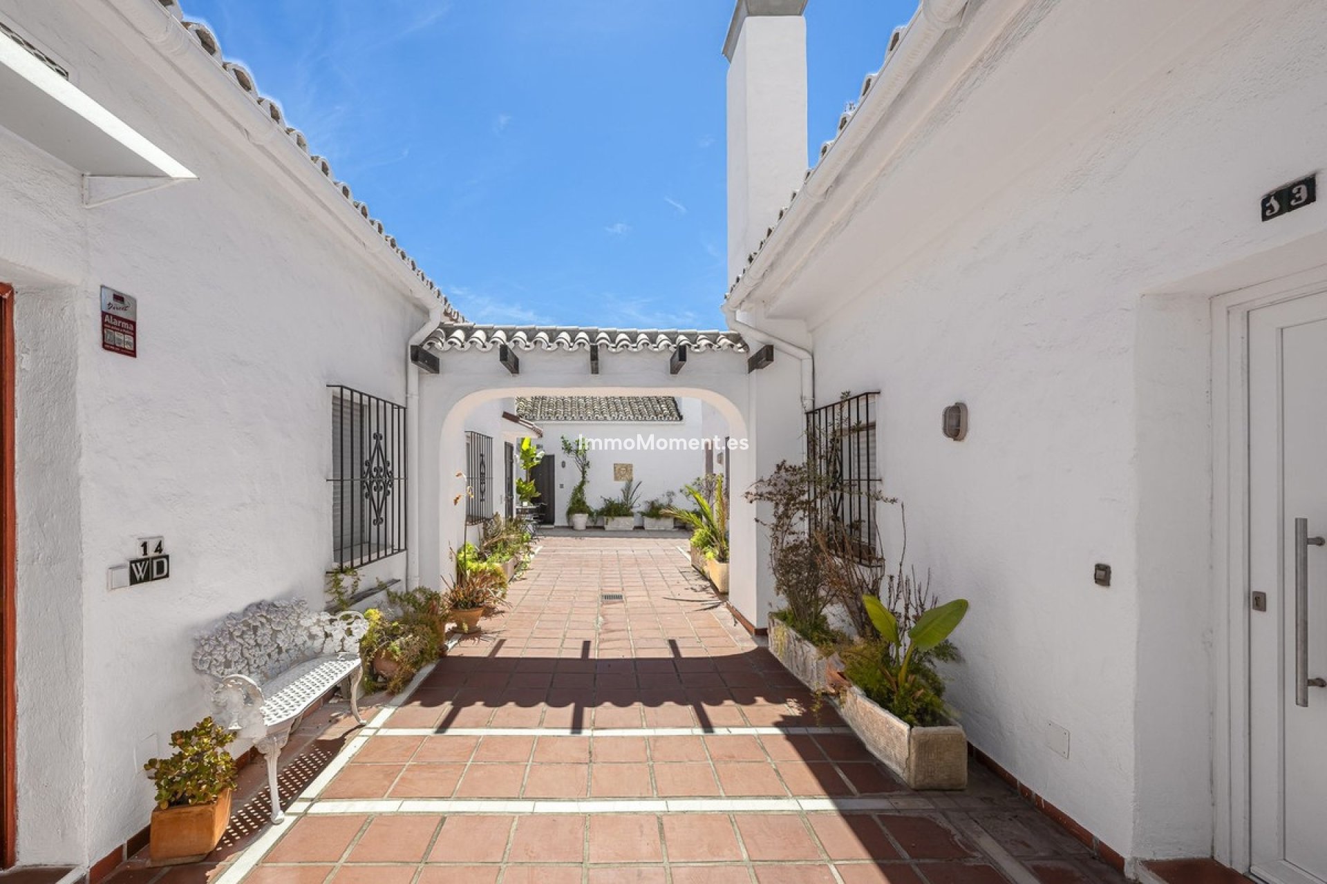 Resale - Apartment - Marbella - Puerto Banús