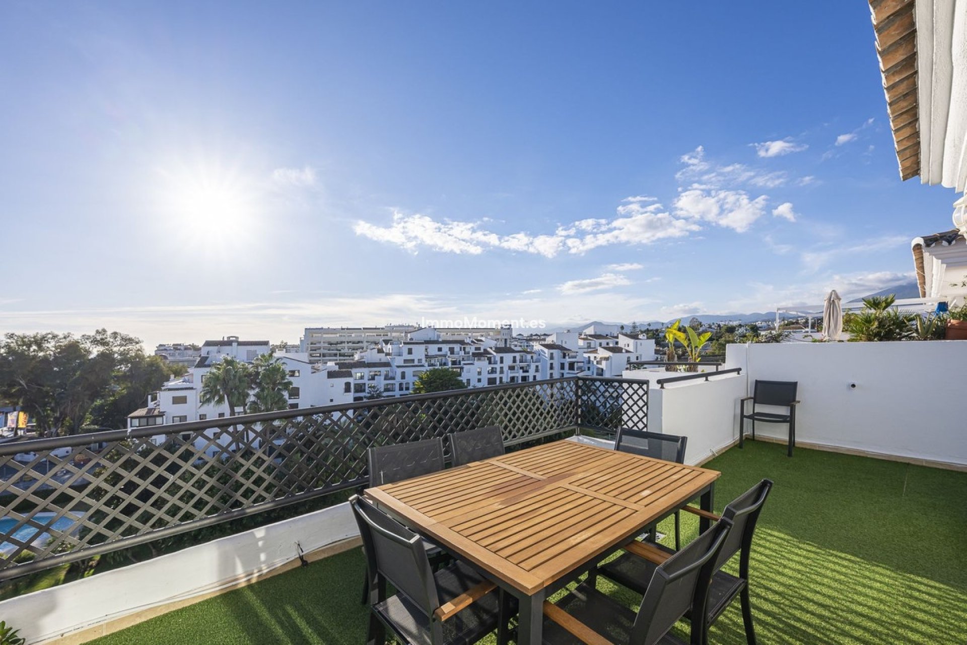 Resale - Apartment - Marbella - Puerto Banús